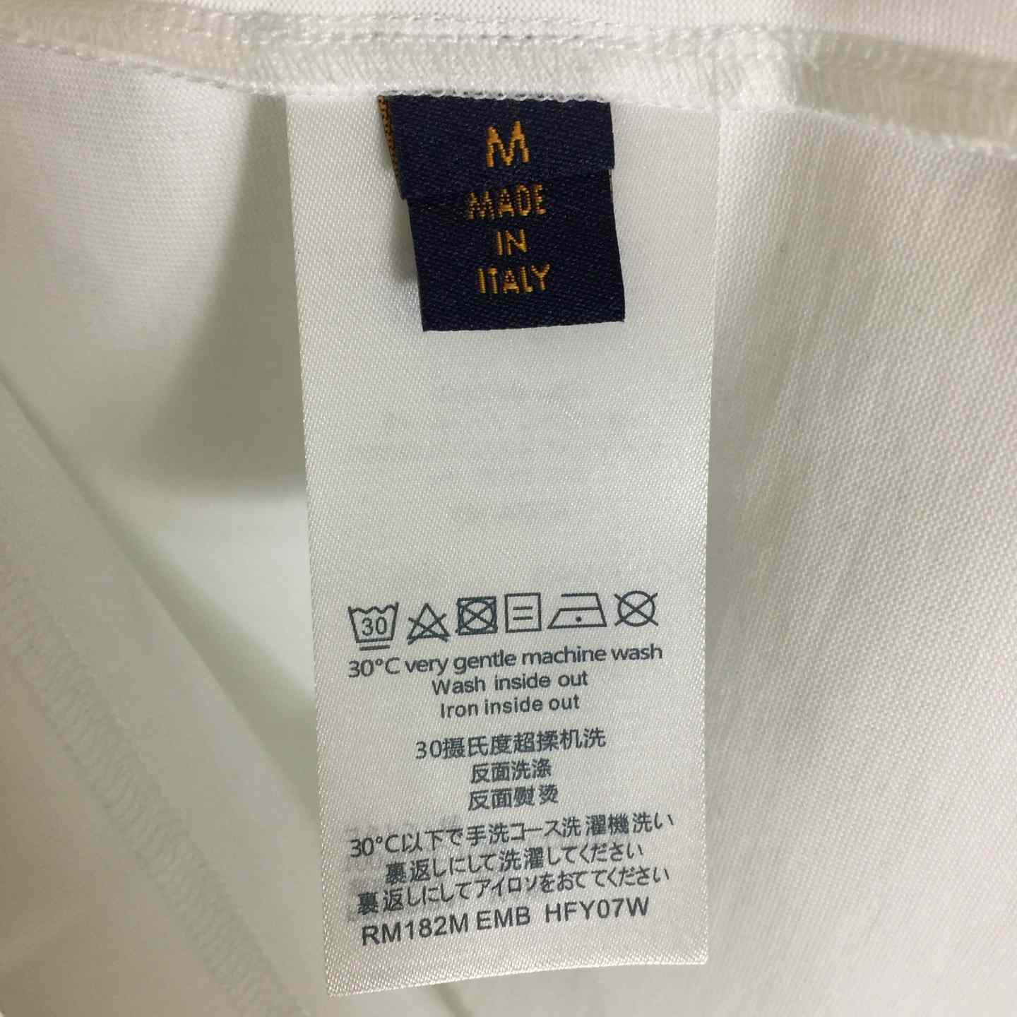 Louis Vuitton Cotton T-shirt Featuring Pink LV Logo Graphic On The Chest - DesignerGu