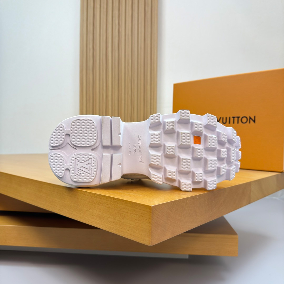 Louis Vuitton Summit Sneaker 1AJAEJ - DesignerGu