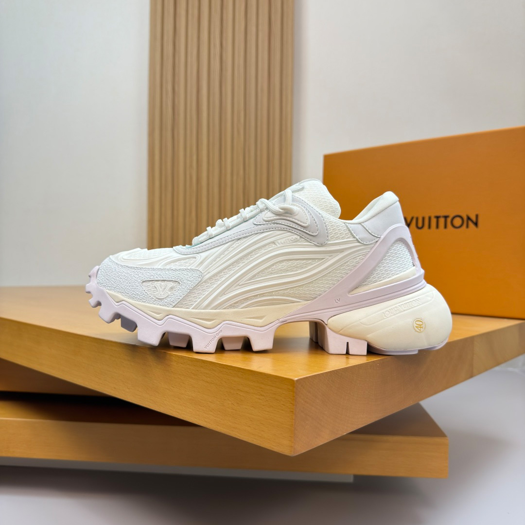 Louis Vuitton Summit Sneaker 1AJAEJ - DesignerGu