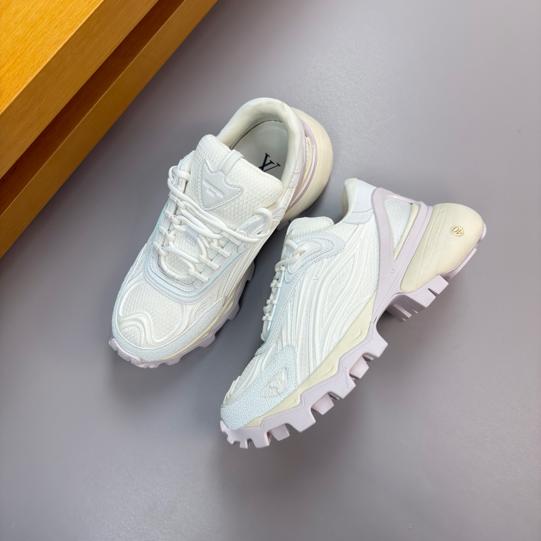 Louis Vuitton Summit Sneaker 1AJAEJ - DesignerGu