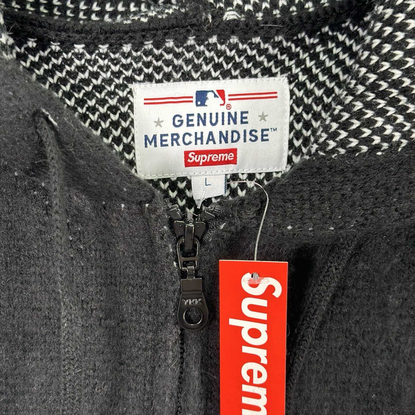  Supreme x Chicago White Sox Zip Up Hooded Sweater 'Black' - DesignerGu