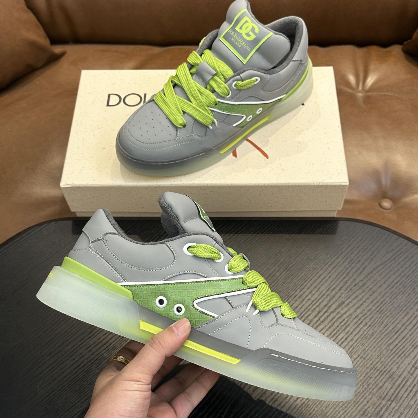 Dolce & Gabbana New Roma Label Low-Top Sneakers - DesignerGu