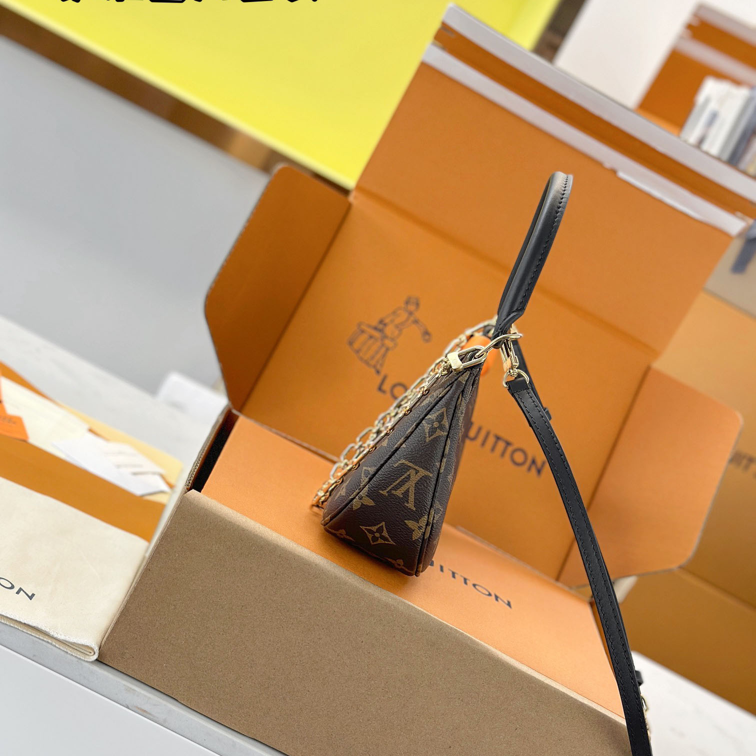 Louis Vuitton Catchy PM M25223 - DesignerGu