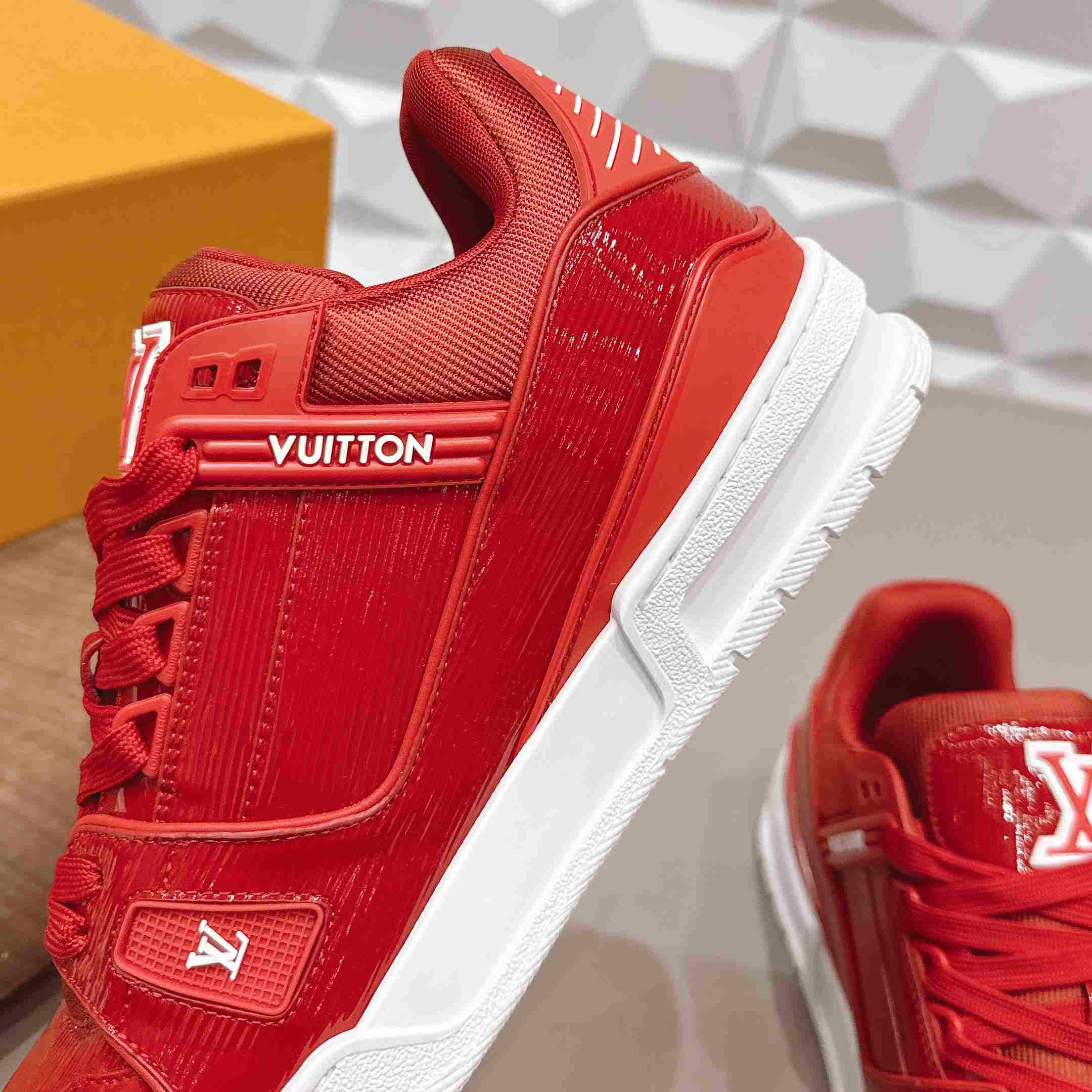 Louis Vuitton Trainer Sneaker 1AJ047 - DesignerGu