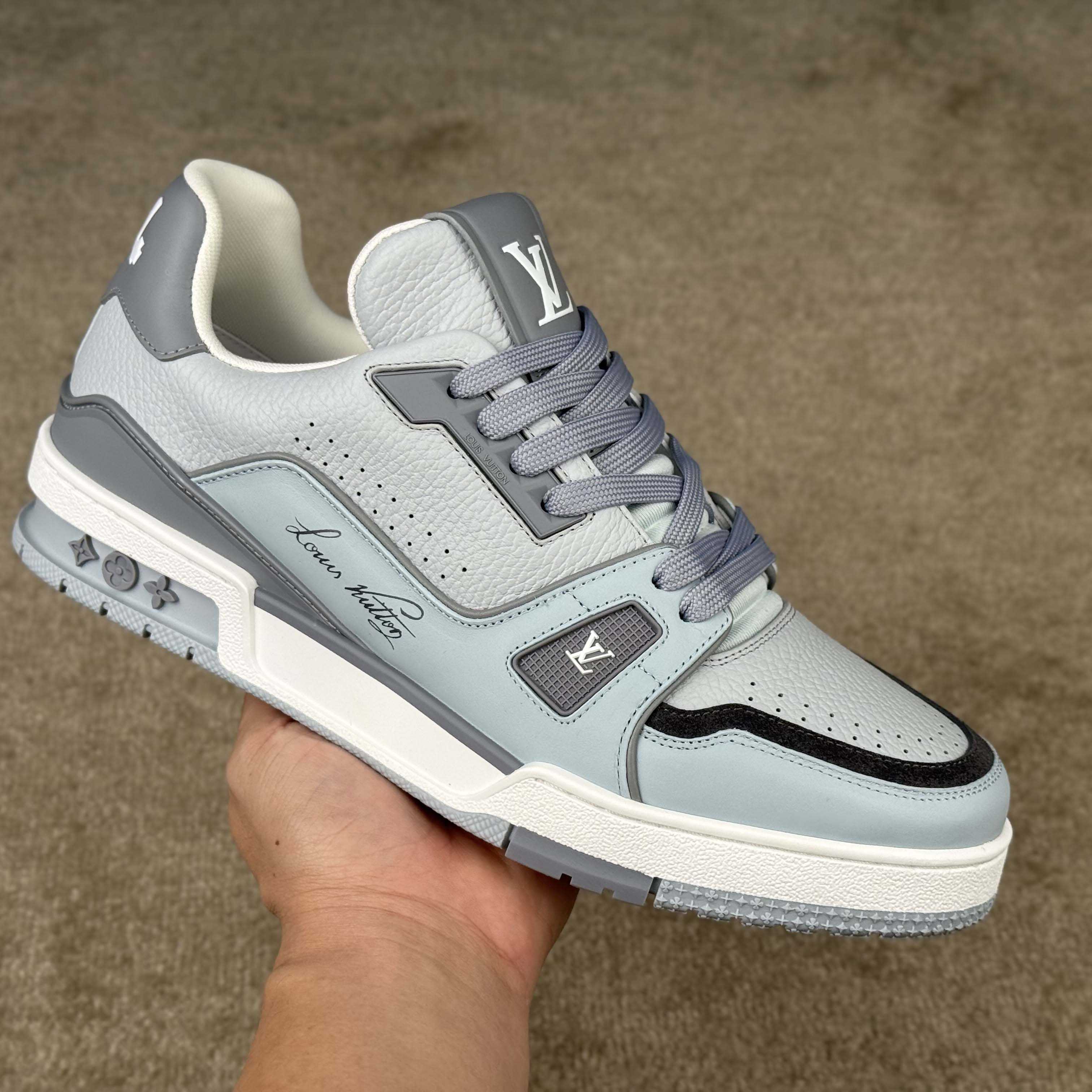 Louis Vuitton LV Trainer Sneaker   1AJCZ4 - DesignerGu