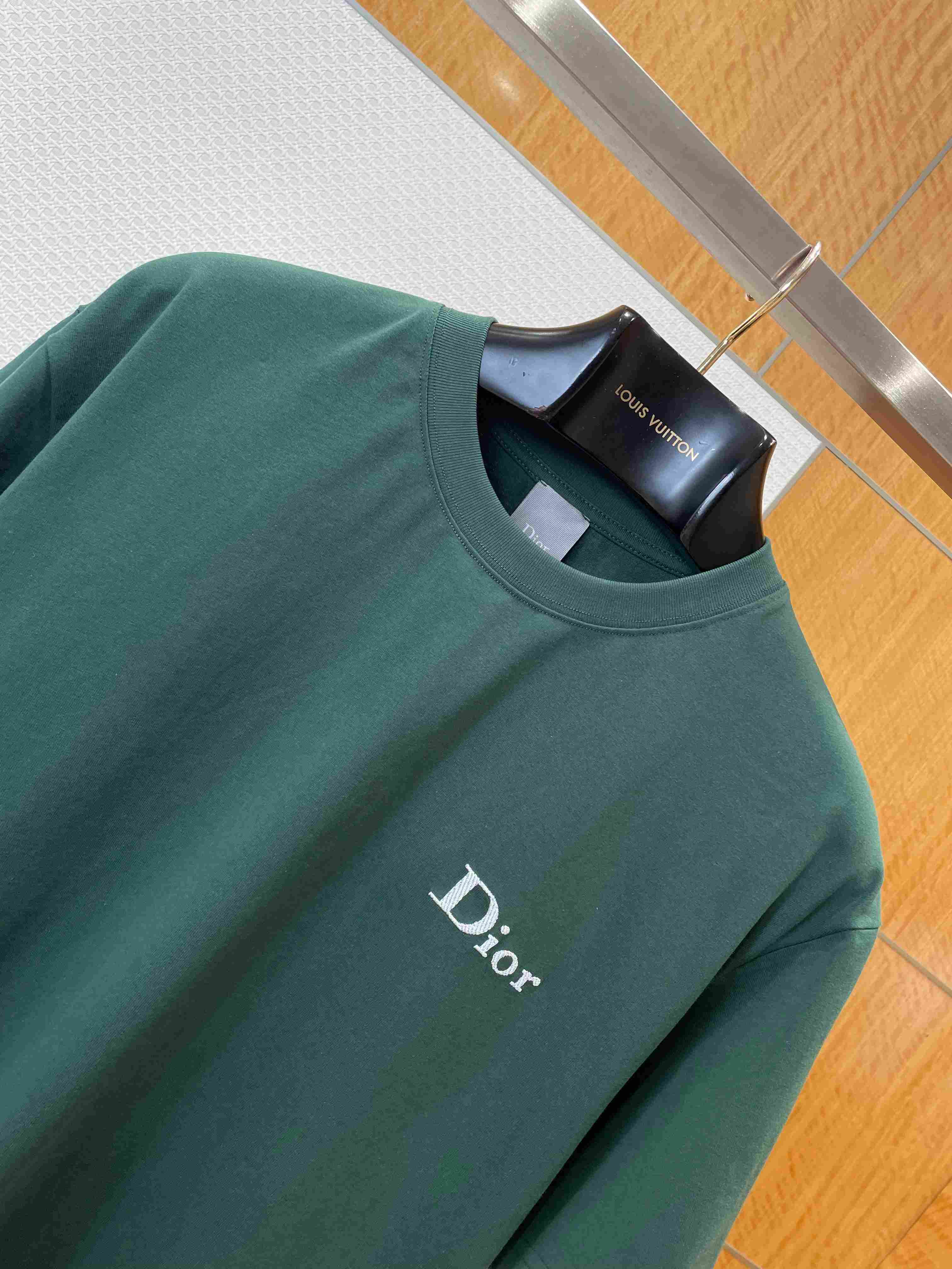 Dior T-Shirt with Dior Embroidery Green - DesignerGu