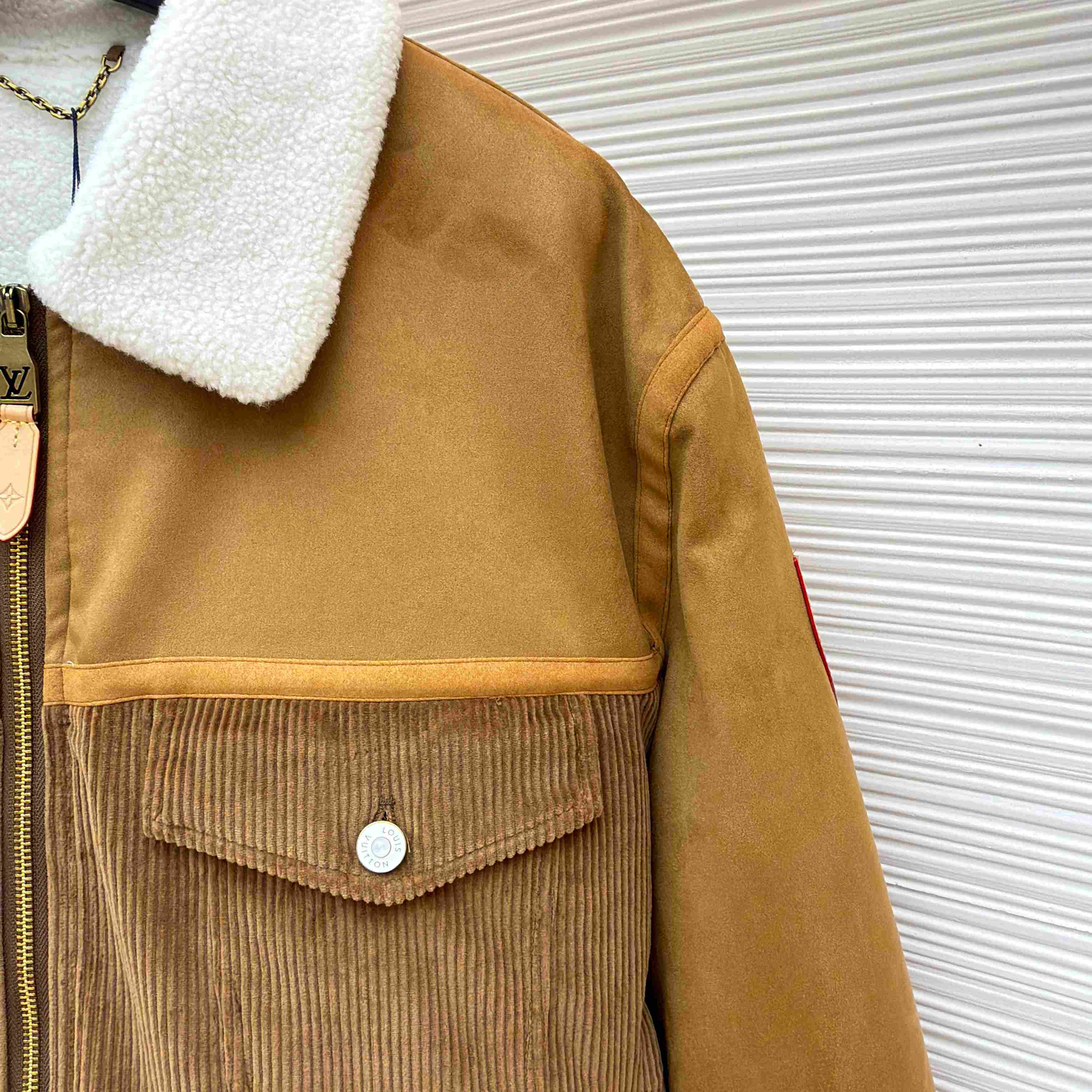 Louis Vuitton Corduroy And Shearling Mix Trucker 1AJBR0 - DesignerGu