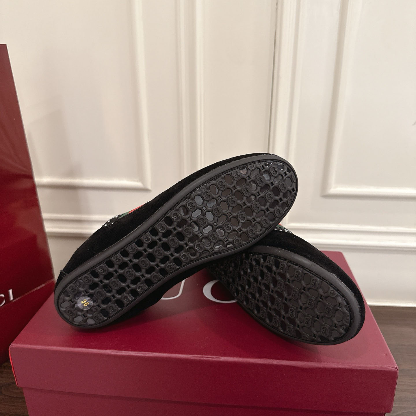 Gucci Women's Gucci Shift GG Crystal Sneaker - DesignerGu