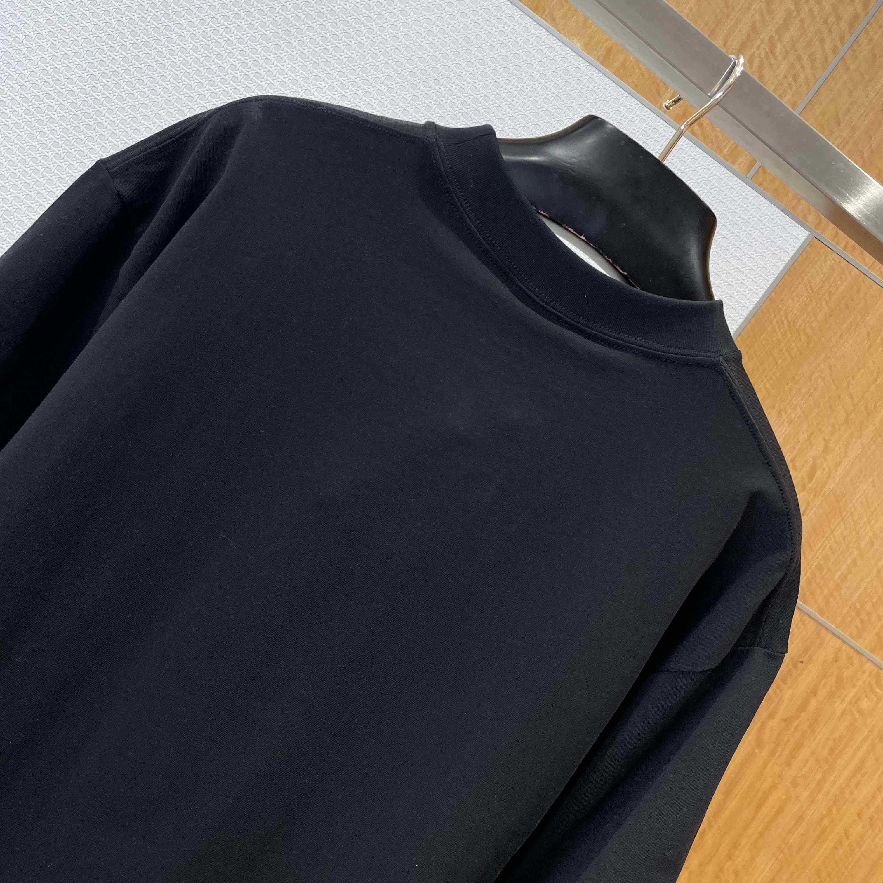 Balenciaga Cursive T-Shirt Medium Fit in black - DesignerGu