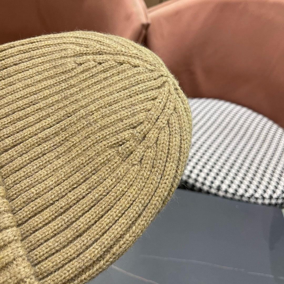 Gucci  Wool Cashmere Hat With Double G - DesignerGu