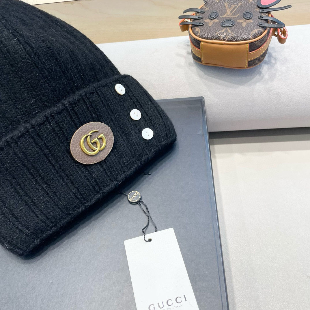 Gucci Beanie    - DesignerGu