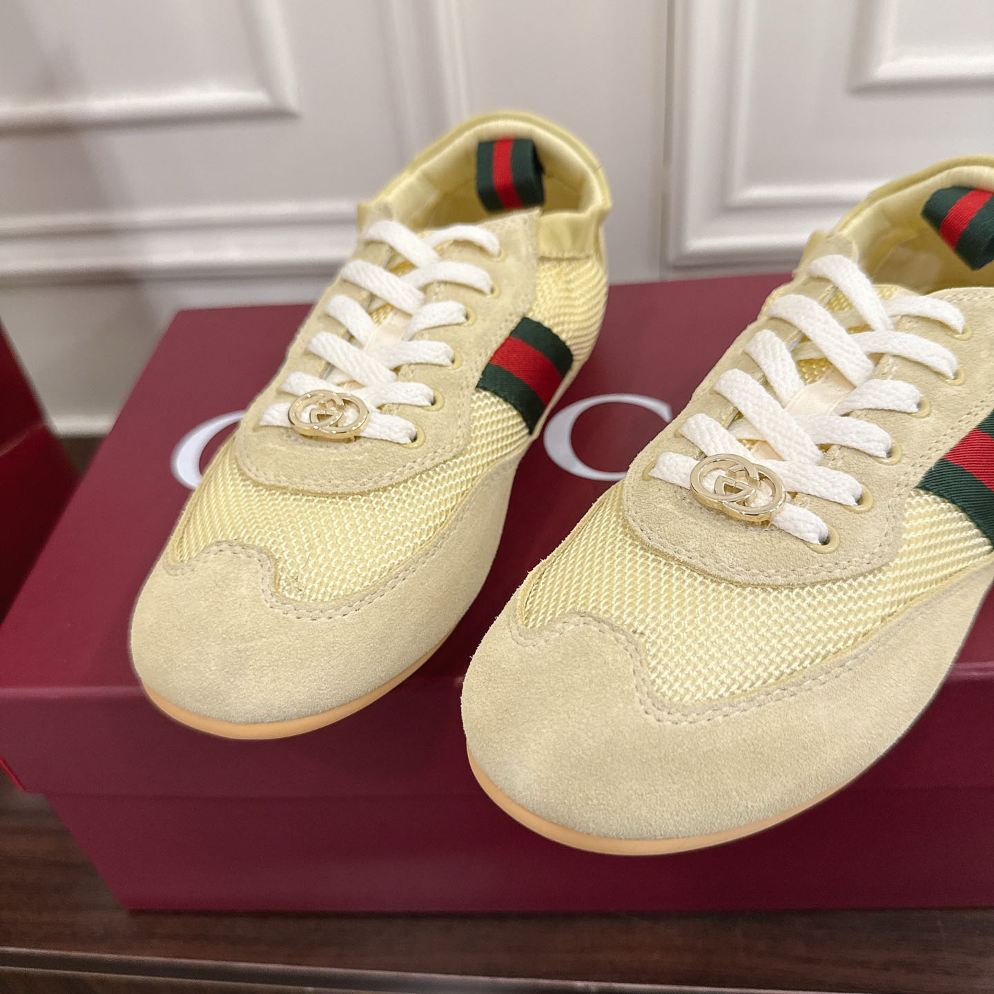 Gucci Women's Gucci Shift Sneaker - DesignerGu
