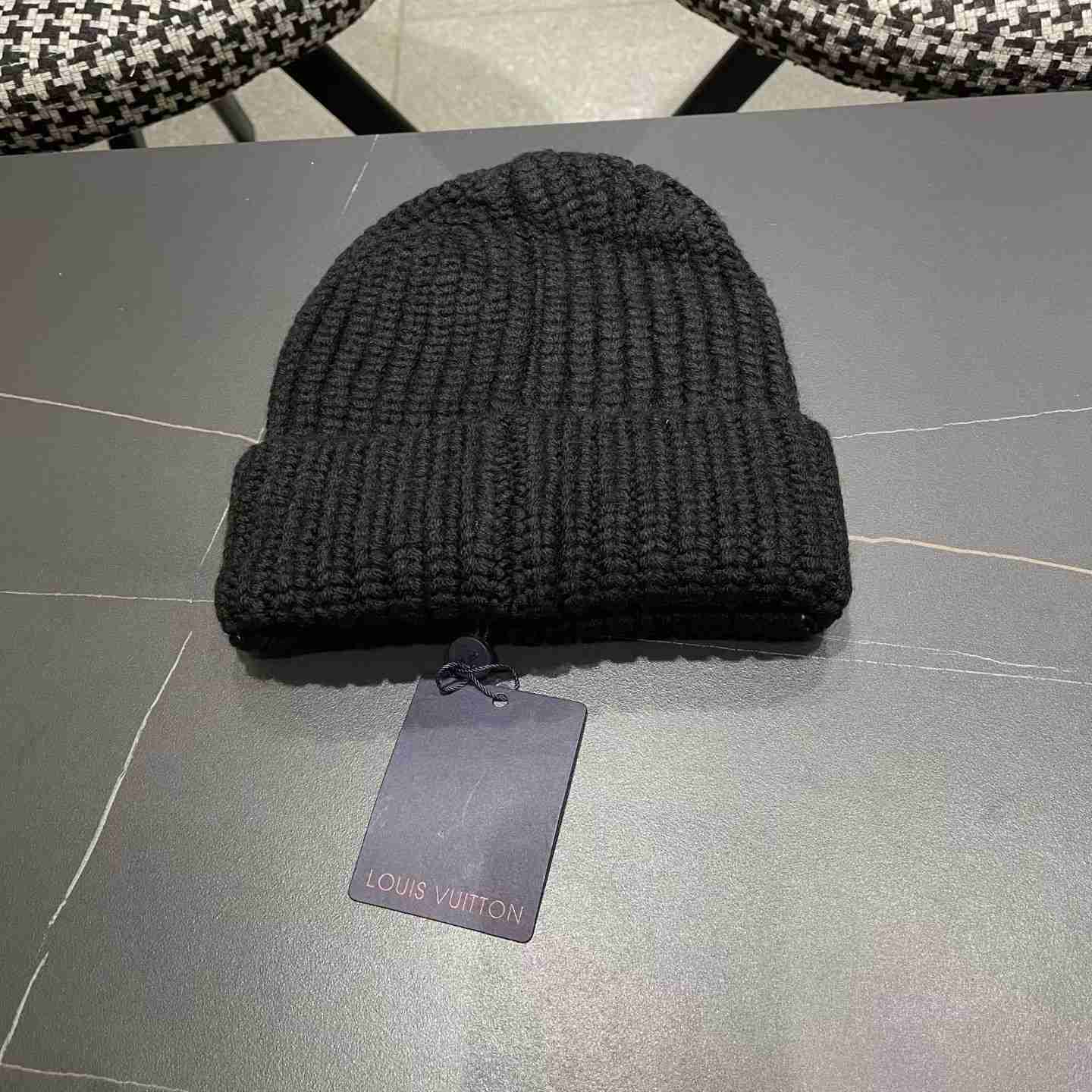 Louis Vuitton Beanie    - DesignerGu
