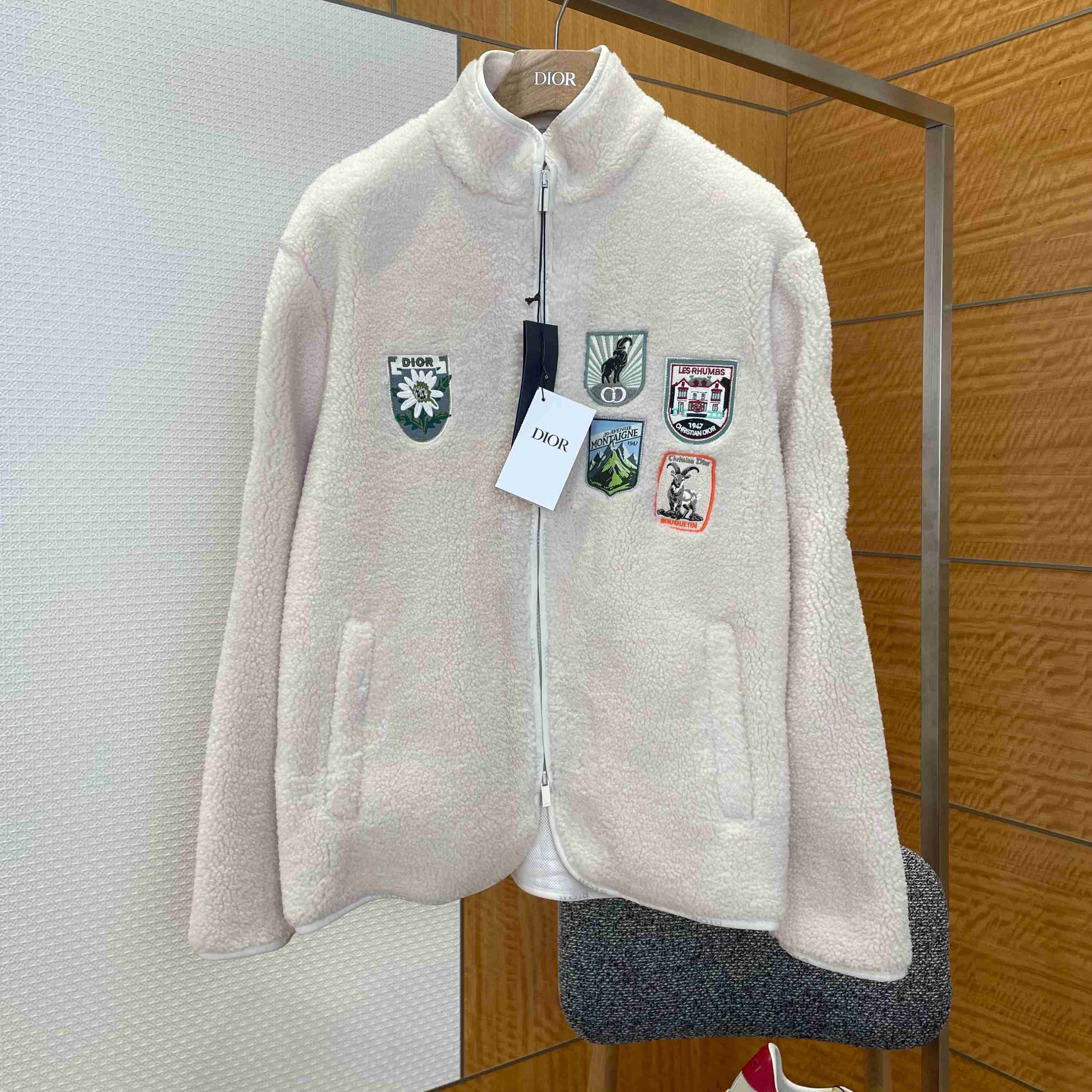 Dior  Mountain Fleece - DesignerGu