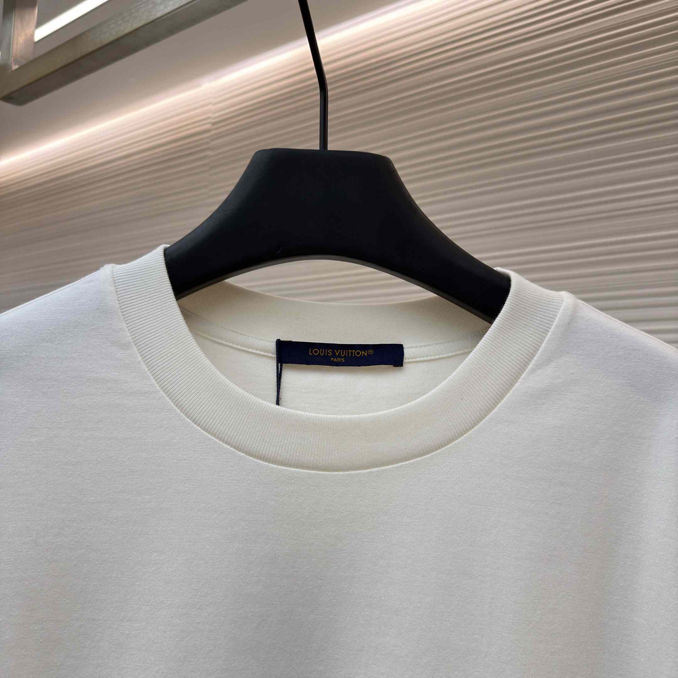 Louis Vuitton Printed T-Shirt 1AJUD5 - DesignerGu