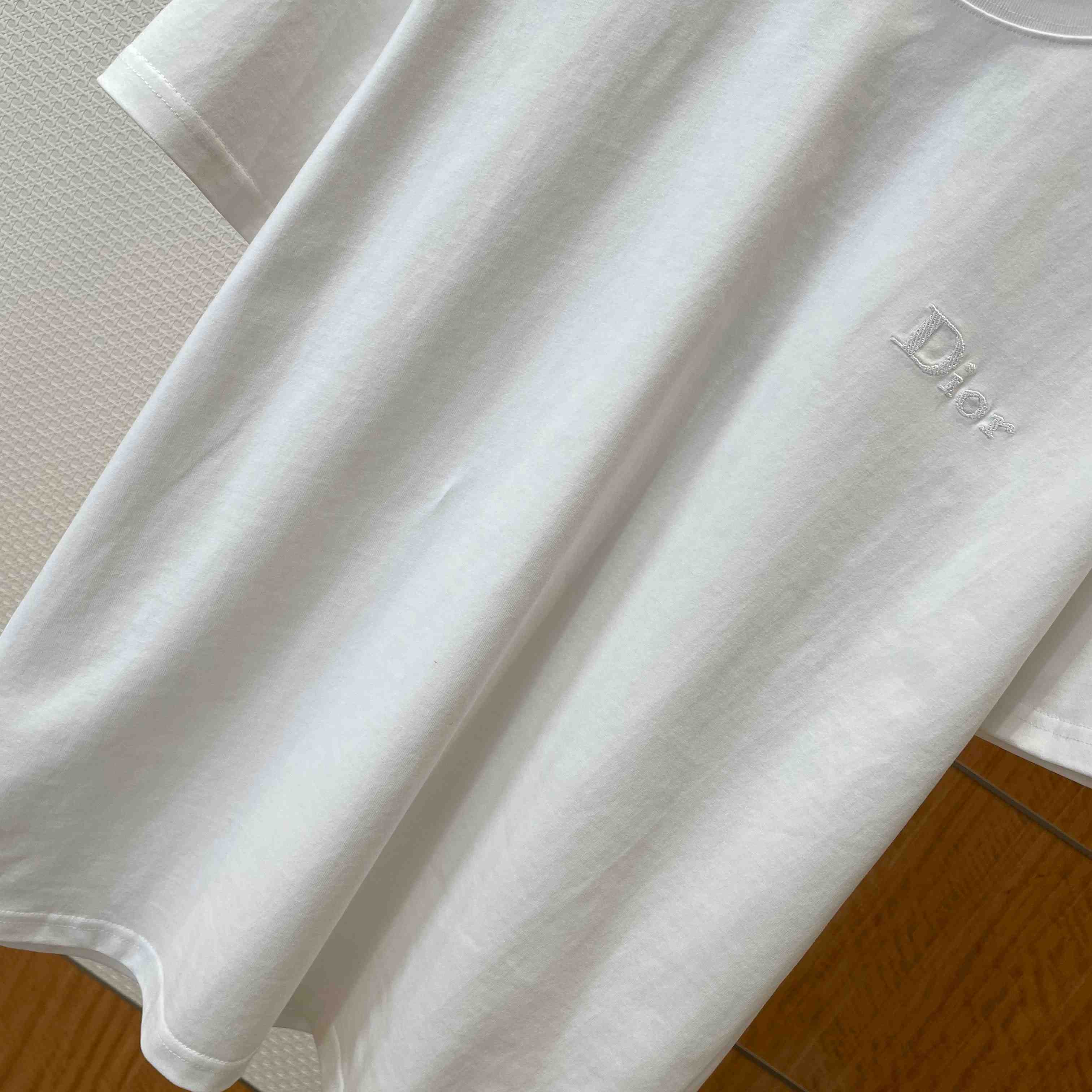 Dior T-Shirt with Dior Embroidery White - DesignerGu