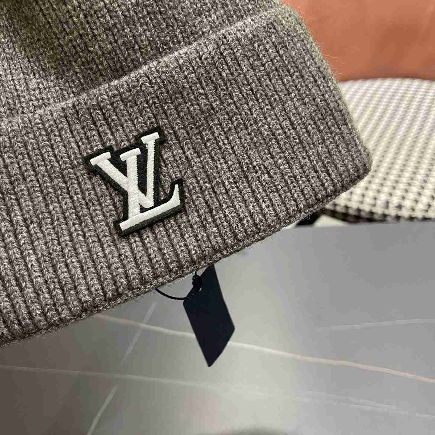 Louis Vuitton Beanie    - DesignerGu
