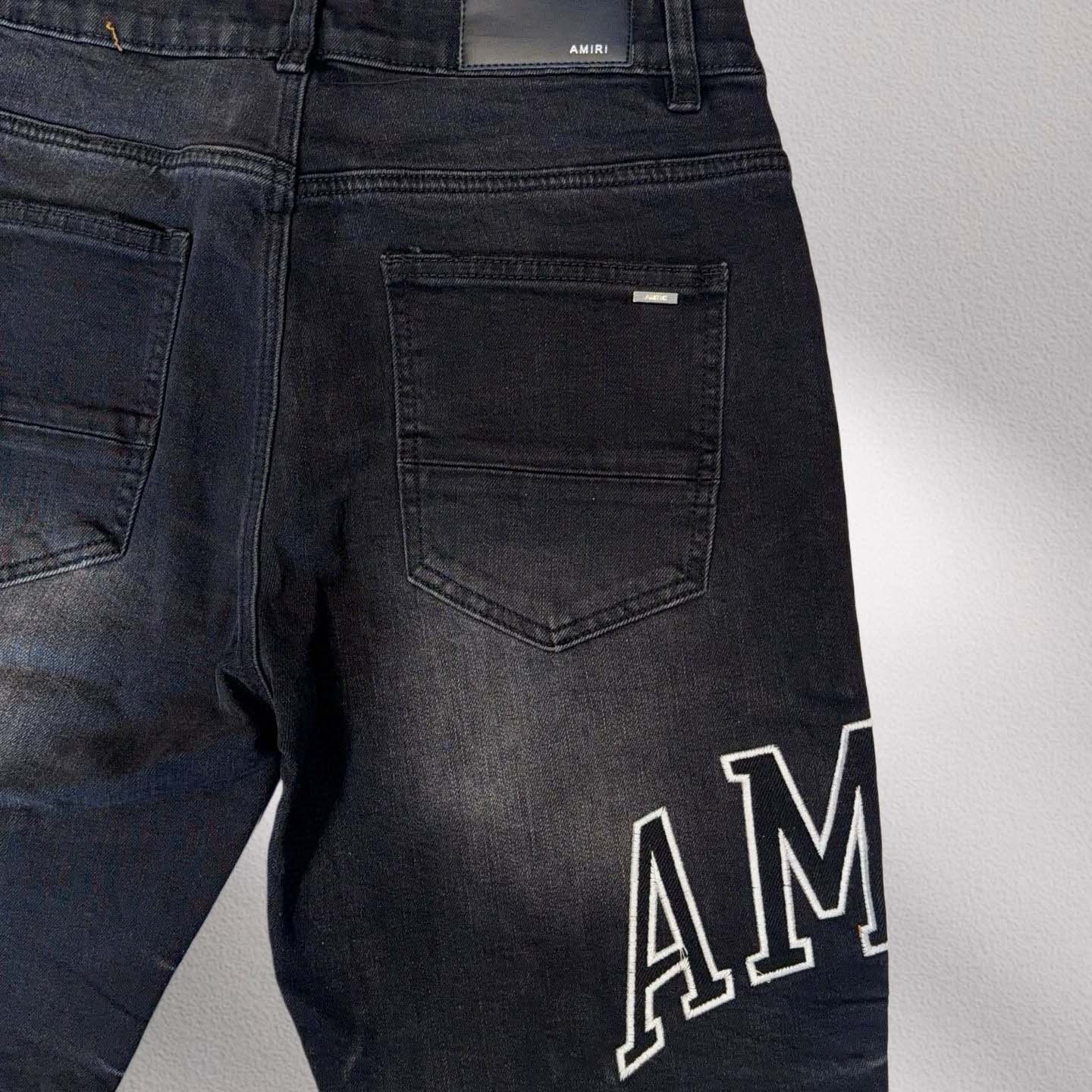 Amiri Shorts    20280 - DesignerGu