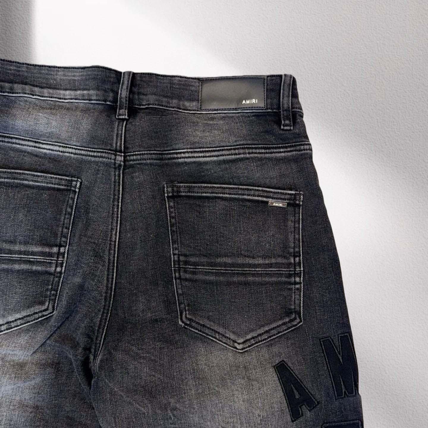 Amiri Shorts    20281 - DesignerGu