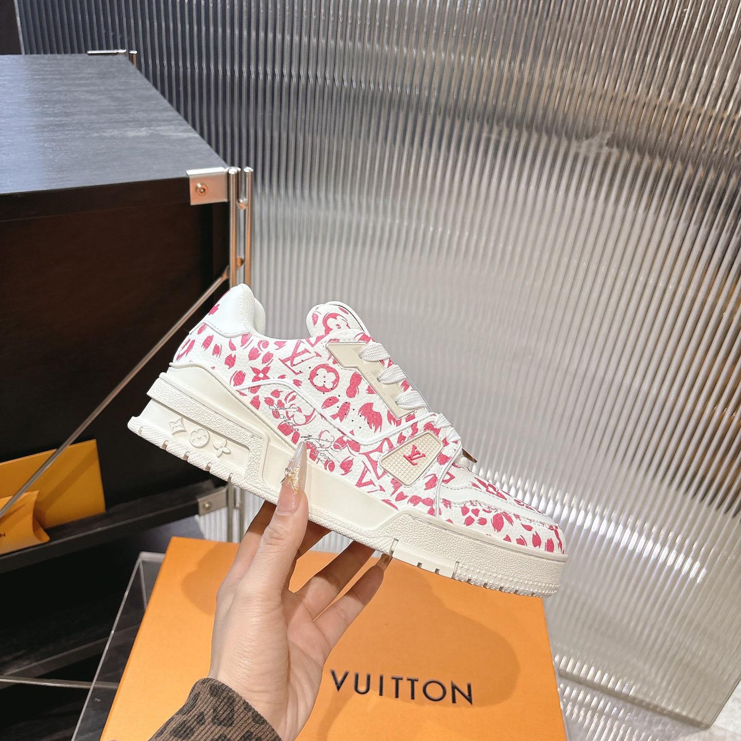 Louis Vuitton LV Trainer Sneaker   1AJJUJ - DesignerGu
