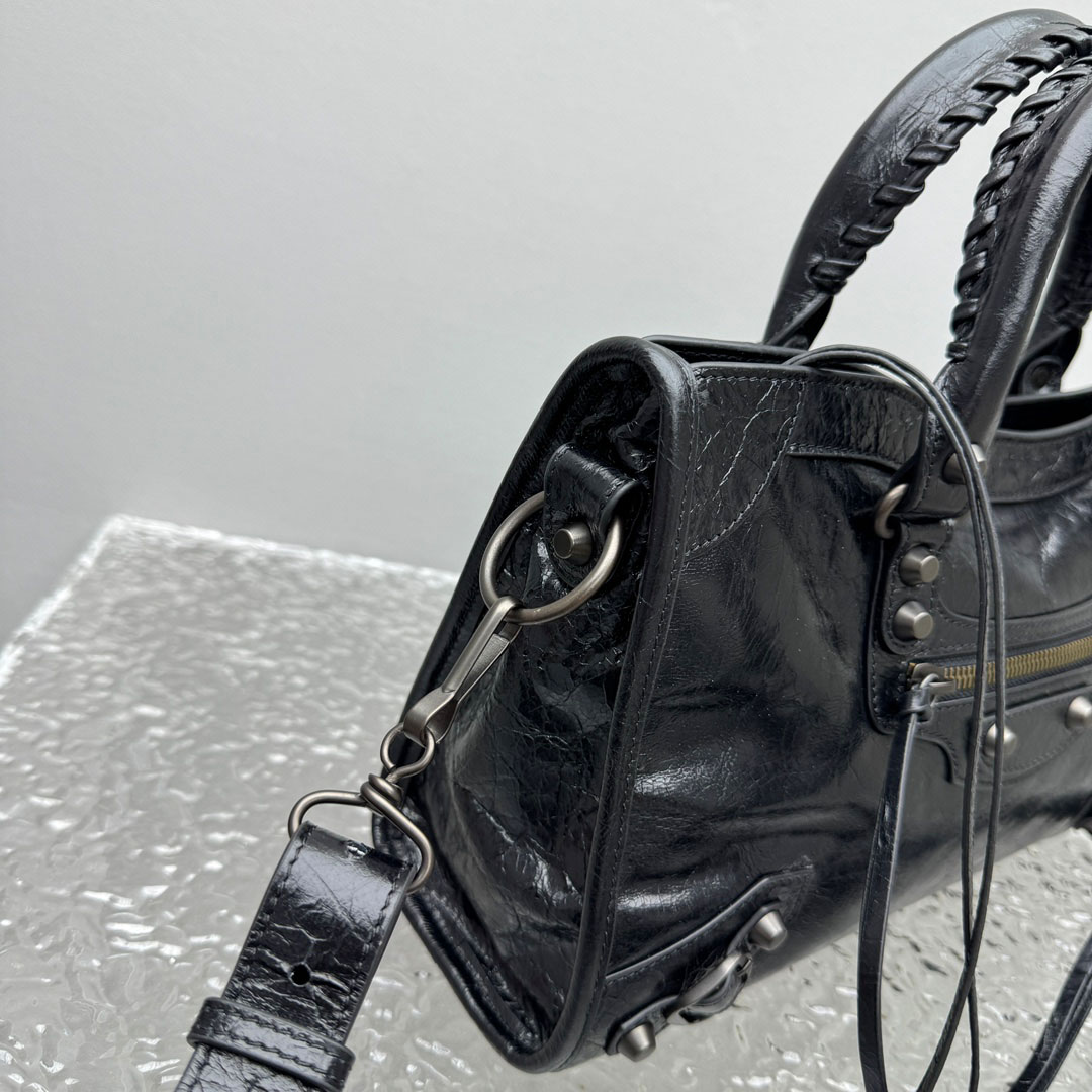 Balenciaga Le City Bag Small In Black - DesignerGu