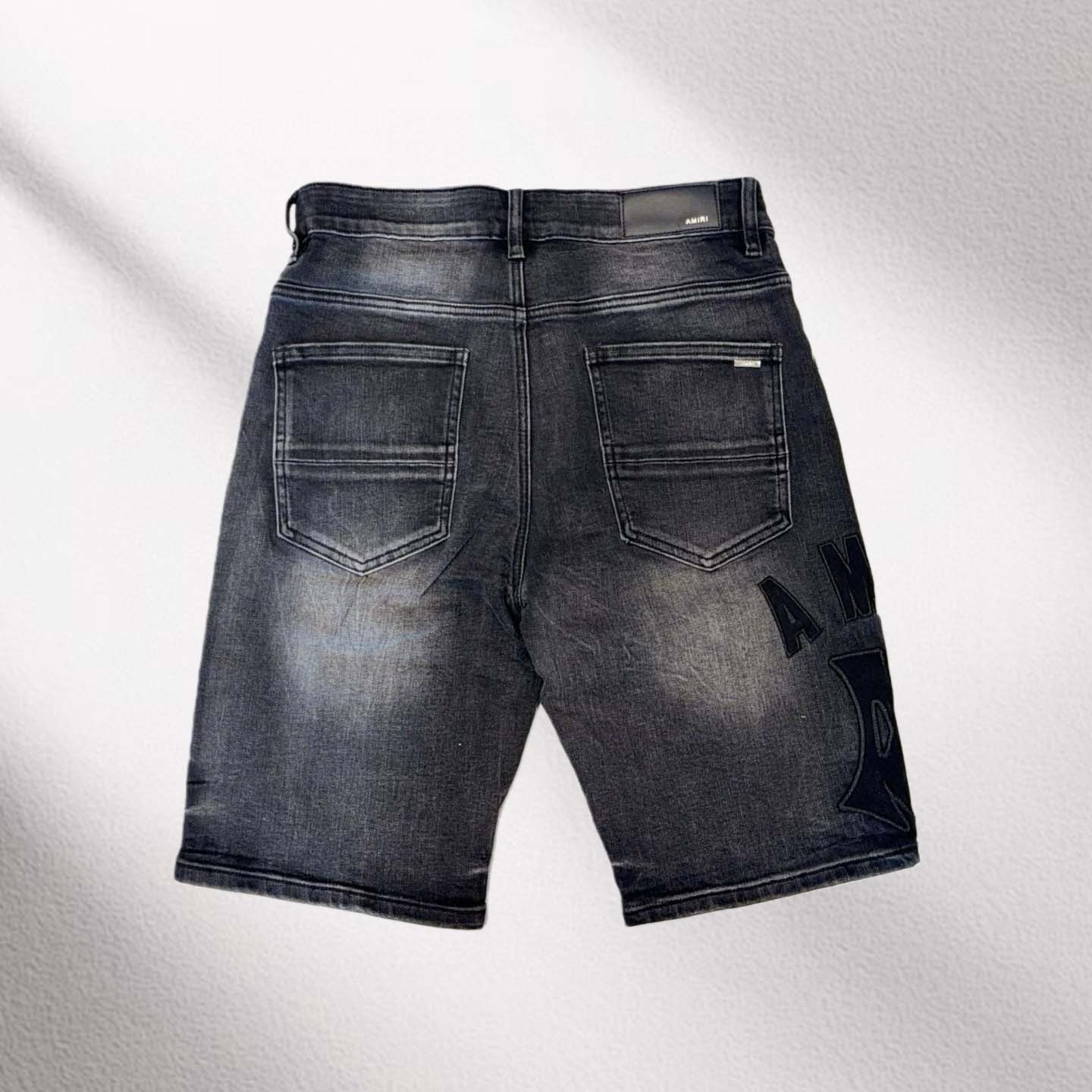 Amiri Shorts    20279 - DesignerGu