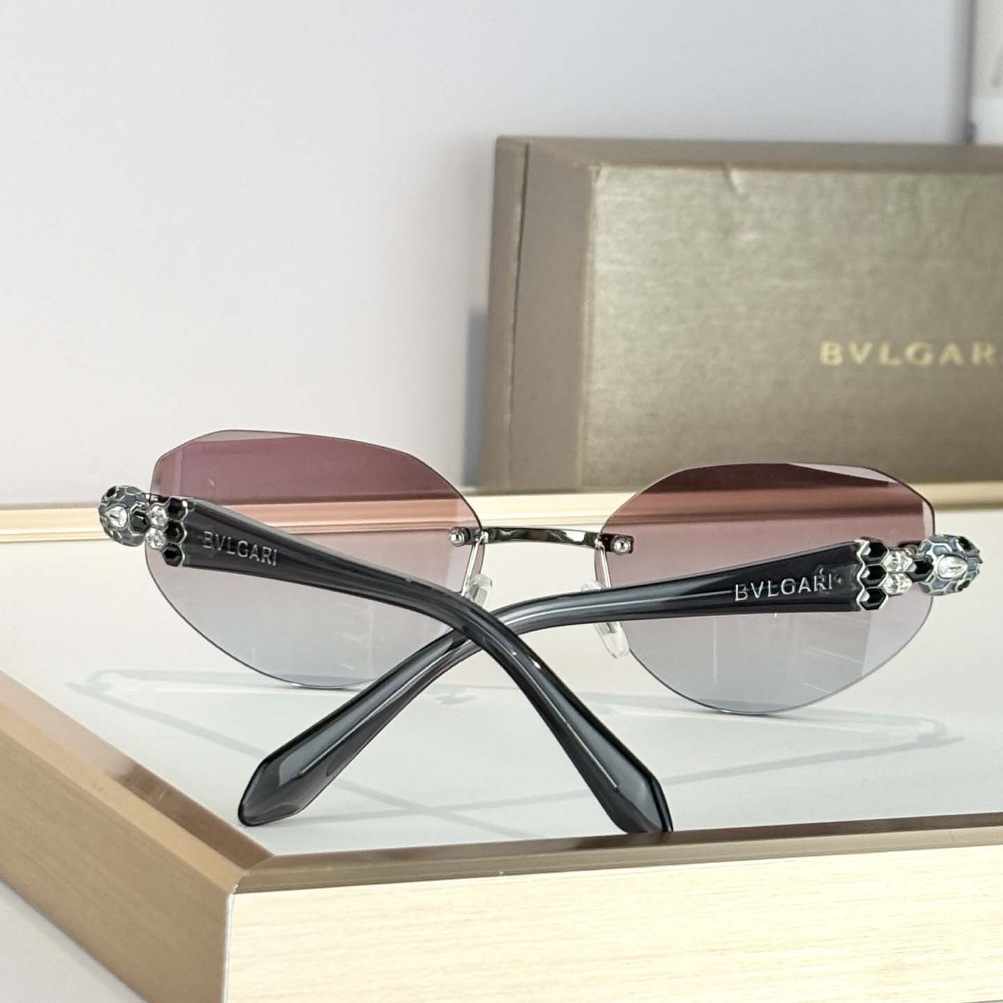 Bvlgari BV 1807LU Sunglasses      - DesignerGu