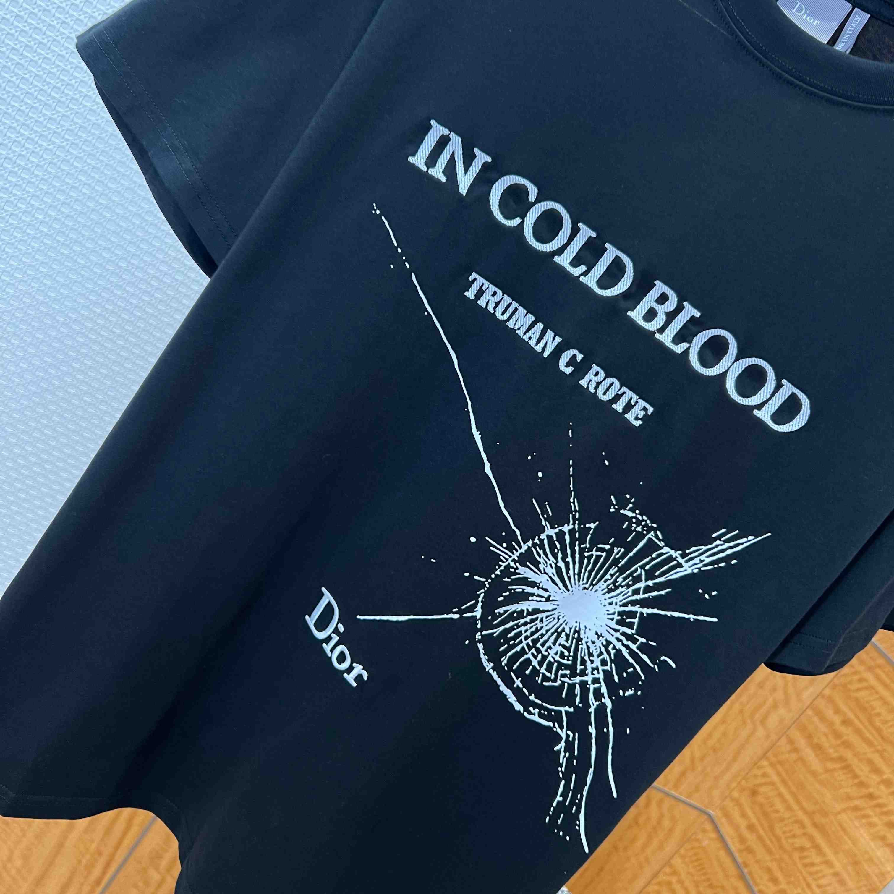 Dior T-Shirt With Book Cover Embroidery And Print, Relaxed Fit - DesignerGu