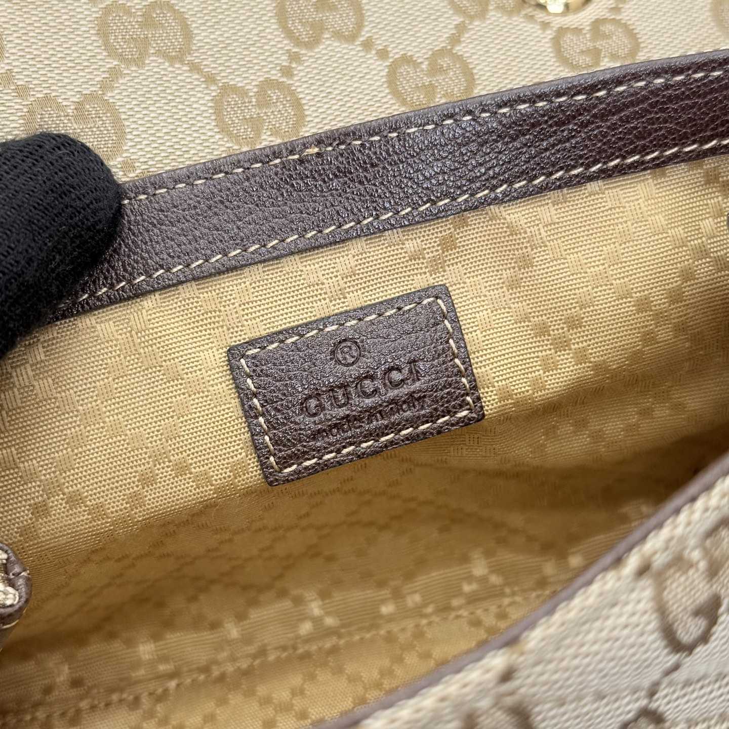 Gucci GG Marmont Mini Shoulder Bag - DesignerGu