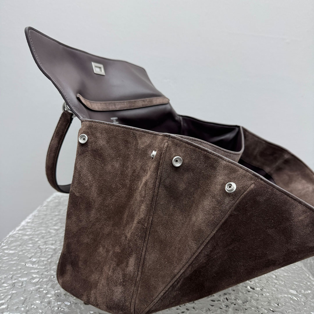 Balenciaga Rodeo Handbag Medium In Light Espresso - DesignerGu