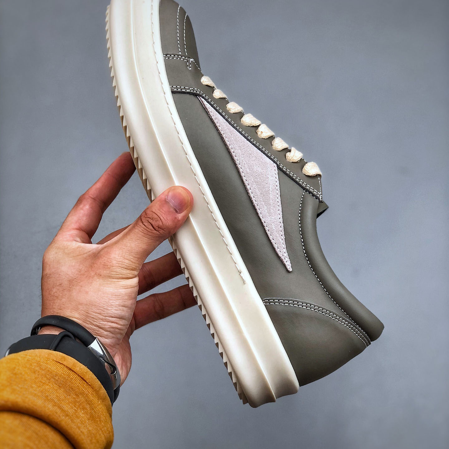 Rick Owens Low-top Sneakers  - DesignerGu