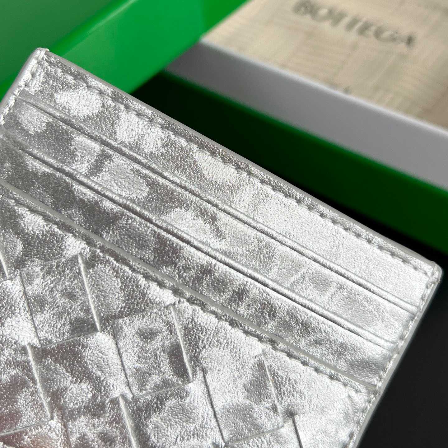 Bottega Veneta Intrecciato Credit Card Case - DesignerGu