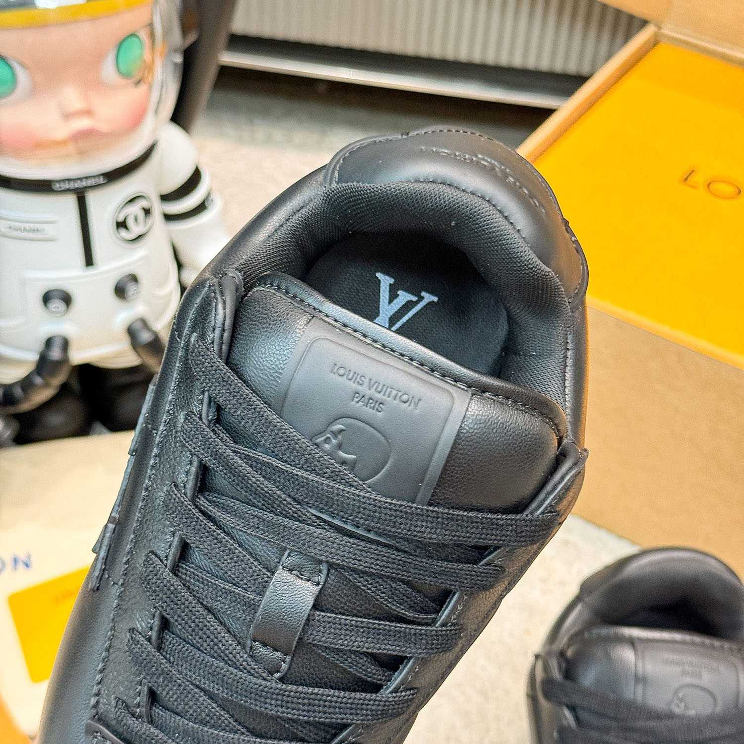 Louis Vuitton LV BUTTERSOFT Sneaker  1AIKEL - DesignerGu