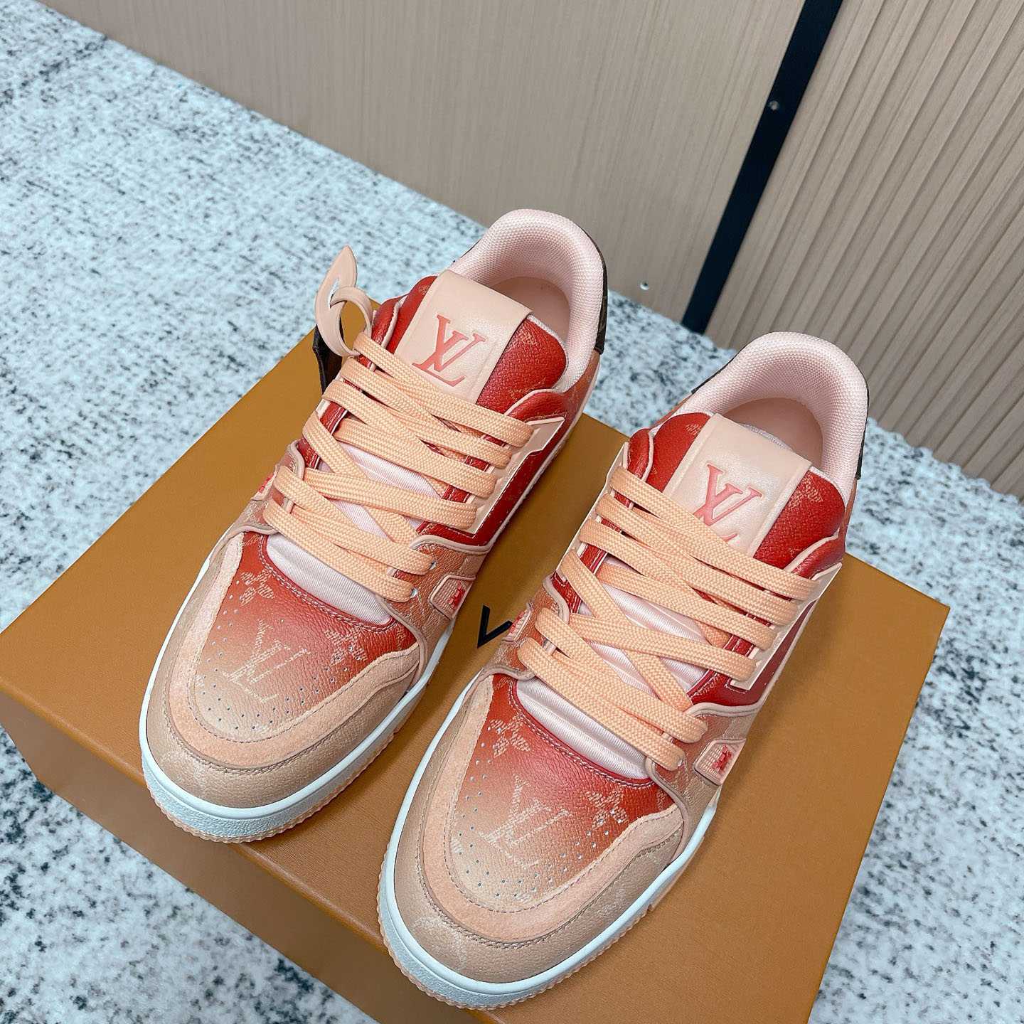 Louis Vuitton LV Trainer Sneaker  1AJTPM（upon uk size） - DesignerGu