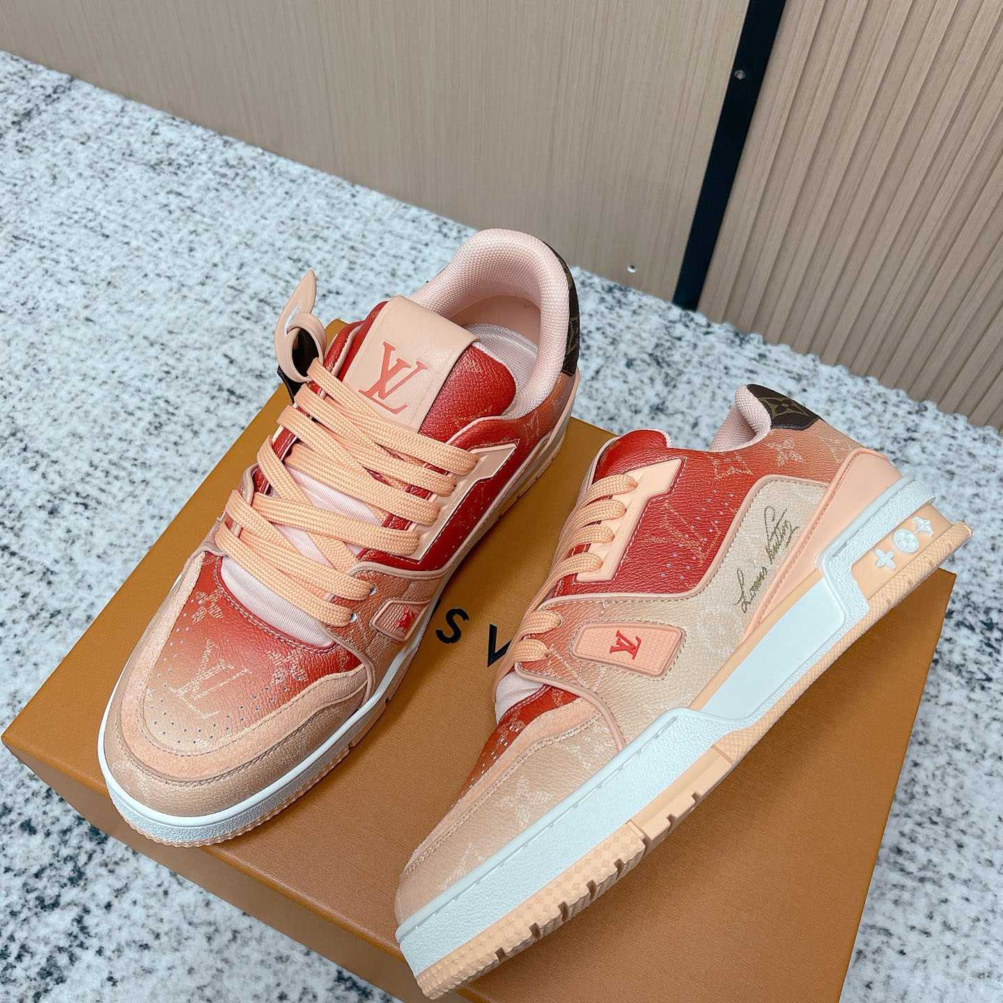 Louis Vuitton LV Trainer Sneaker  1AJTPM（upon uk size） - DesignerGu