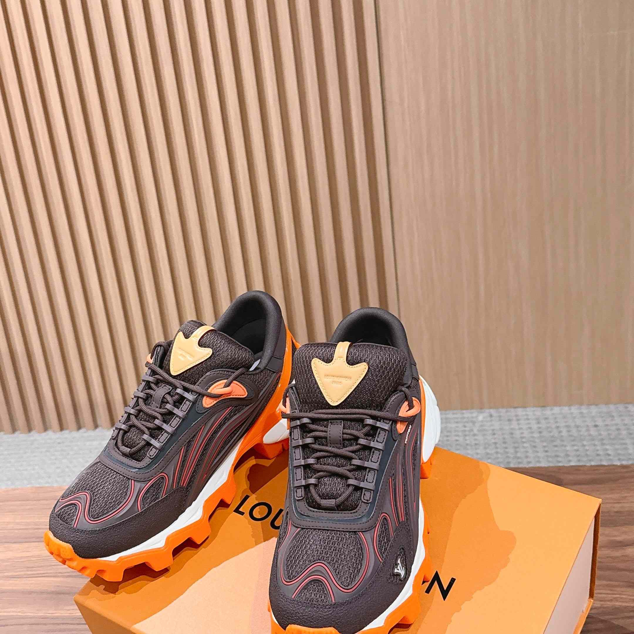 Louis Vuitton Summit Sneaker 1AJAF6 - DesignerGu