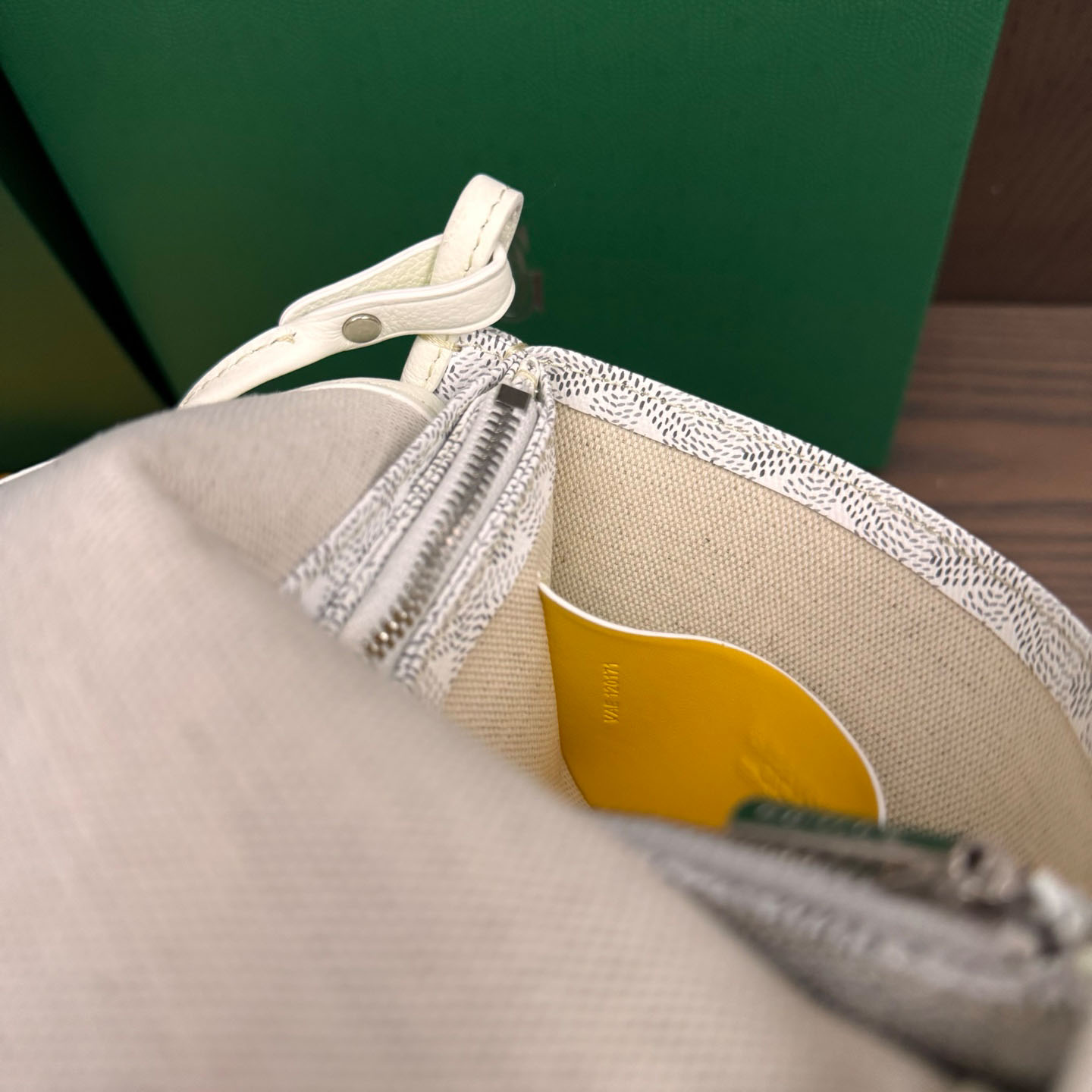 Goyard Plumet Pocket Wallet - DesignerGu