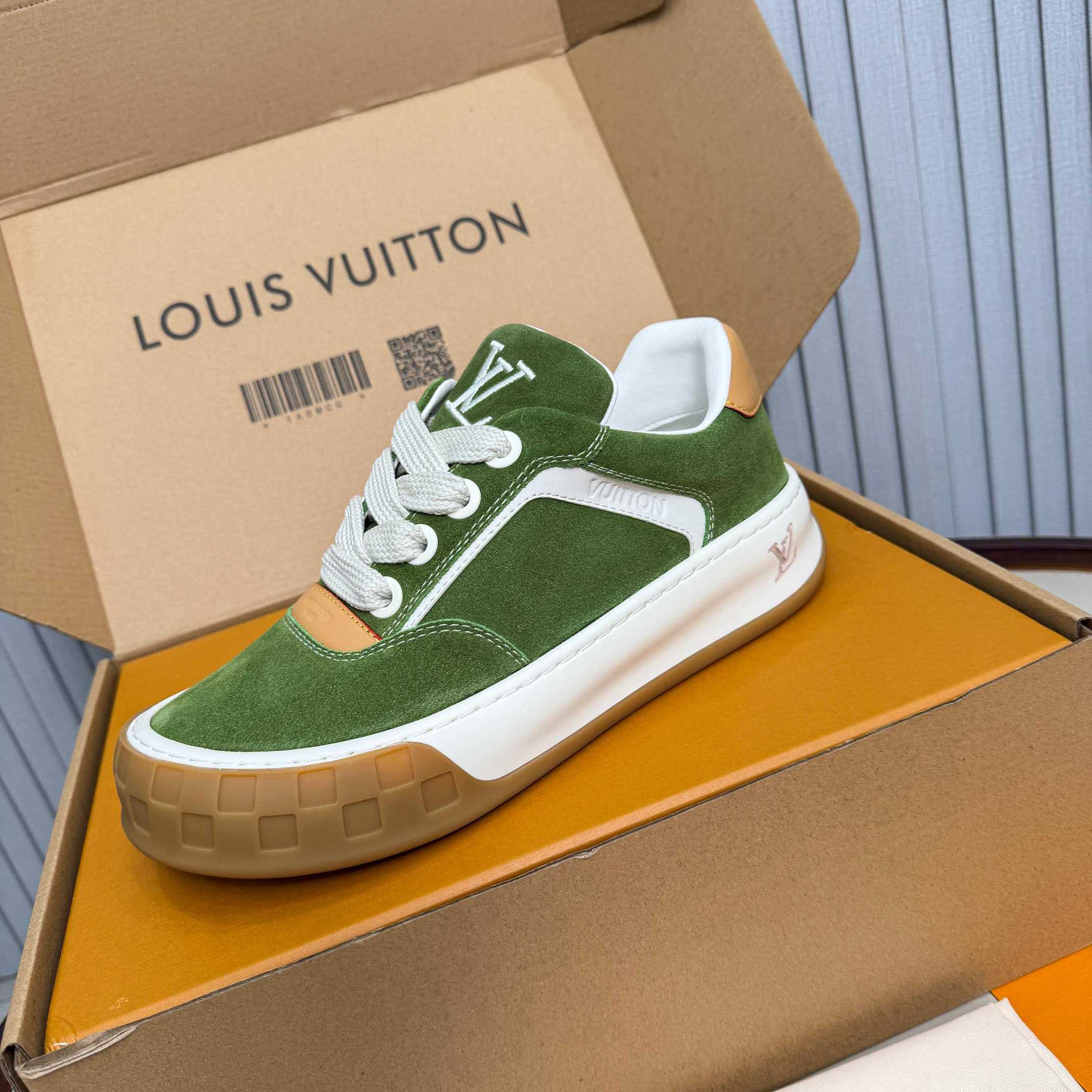 Louis Vuitton LV Tilted Sneaker 1AJTH1 - DesignerGu