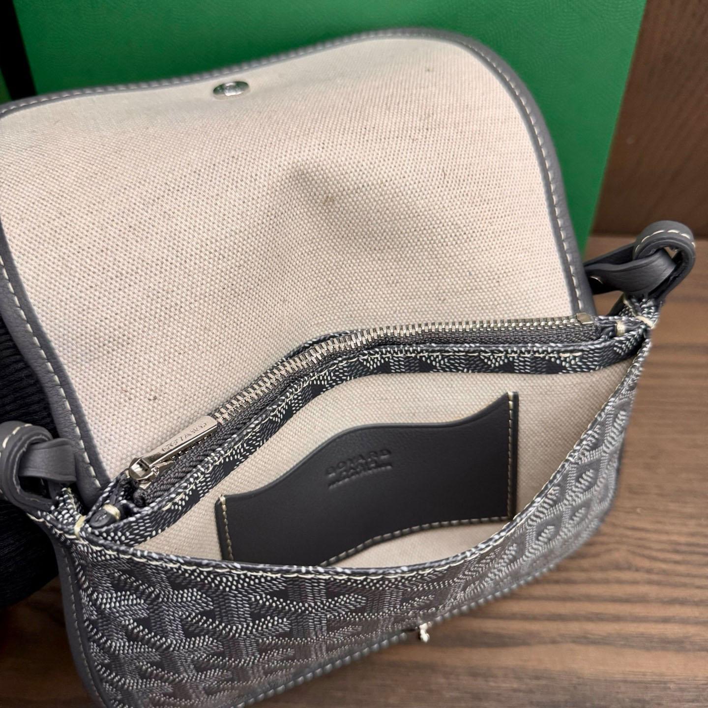 Goyard Plumet Pocket Wallet - DesignerGu