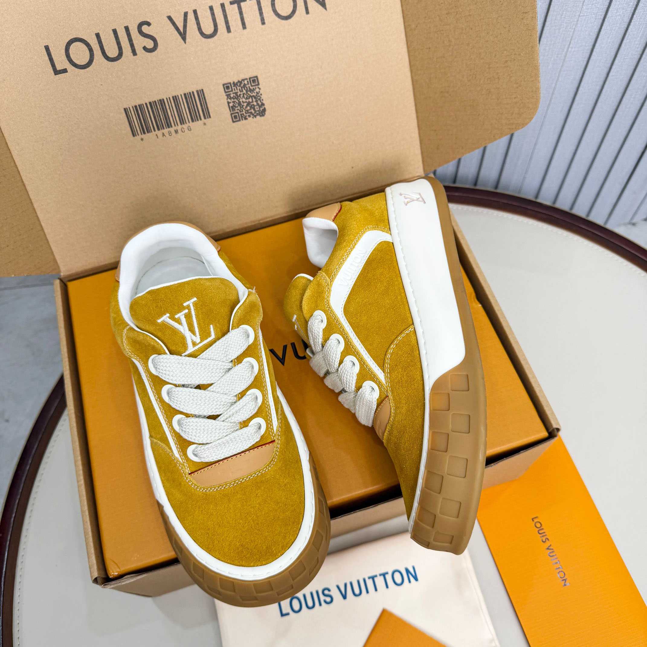 Louis Vuitton LV Tilted Sneaker 1AJTHL - DesignerGu