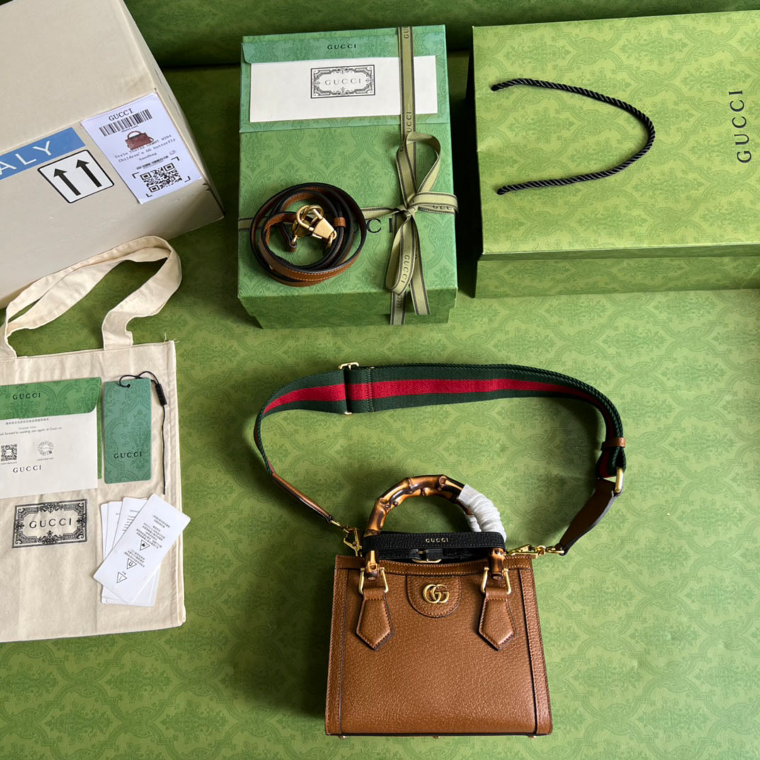 Gucci Gucci Diana Small Tote Bag  702732 - DesignerGu