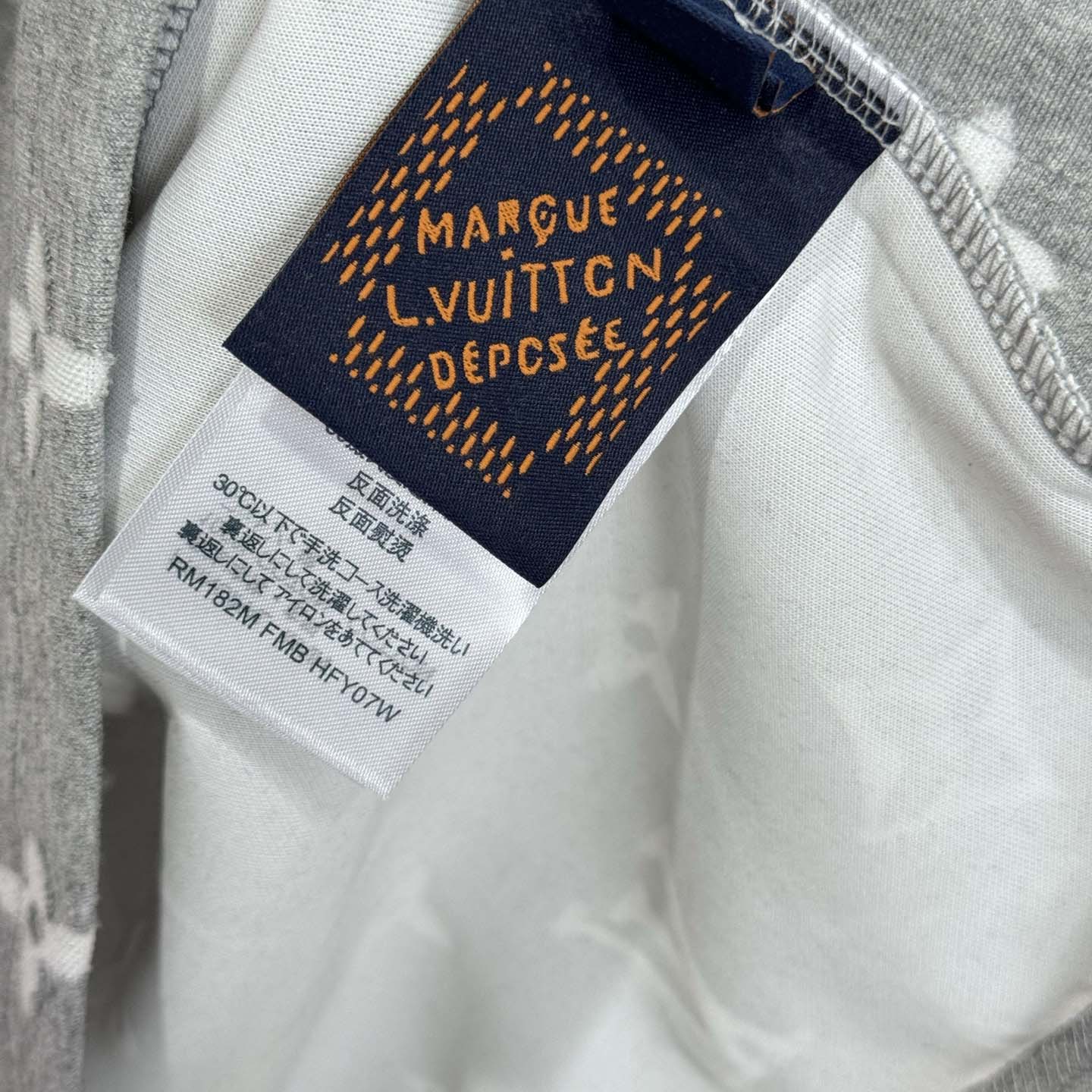 Louis Vuitton Monogram Short-Sleeved Crewneck - DesignerGu