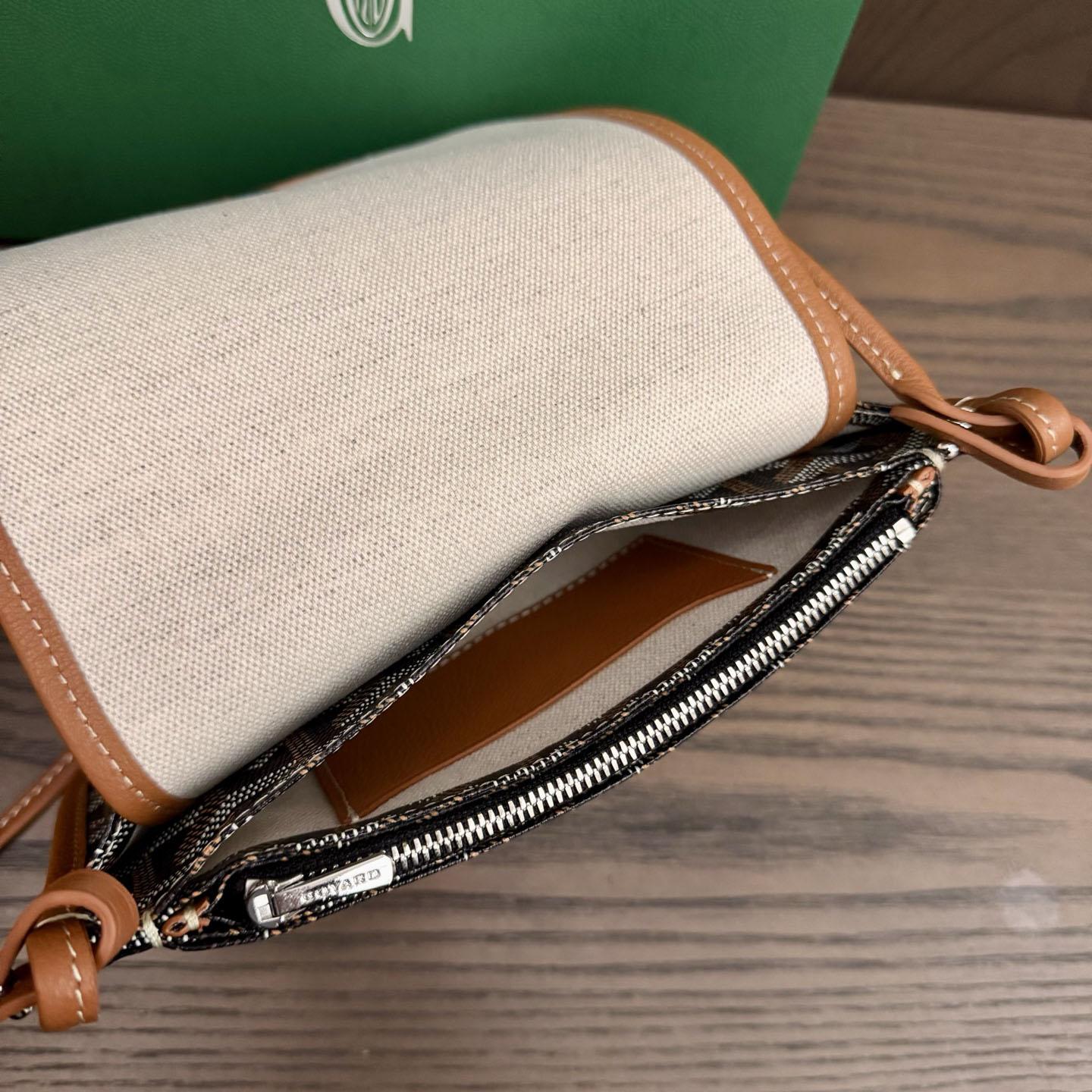 Goyard Plumet Pocket Wallet - DesignerGu