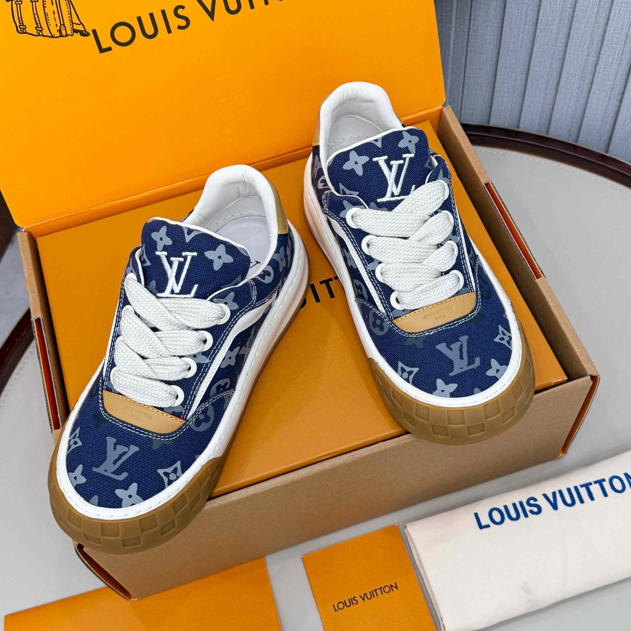 Louis Vuitton LV Tilted Sneaker 1AJCWL - DesignerGu