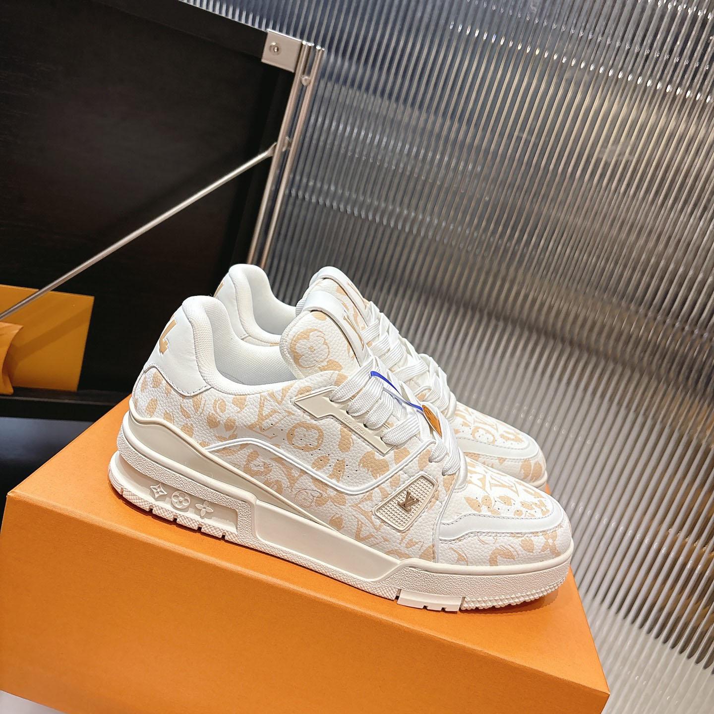 Louis Vuitton LV Trainer Sneaker   1AJJVN - DesignerGu