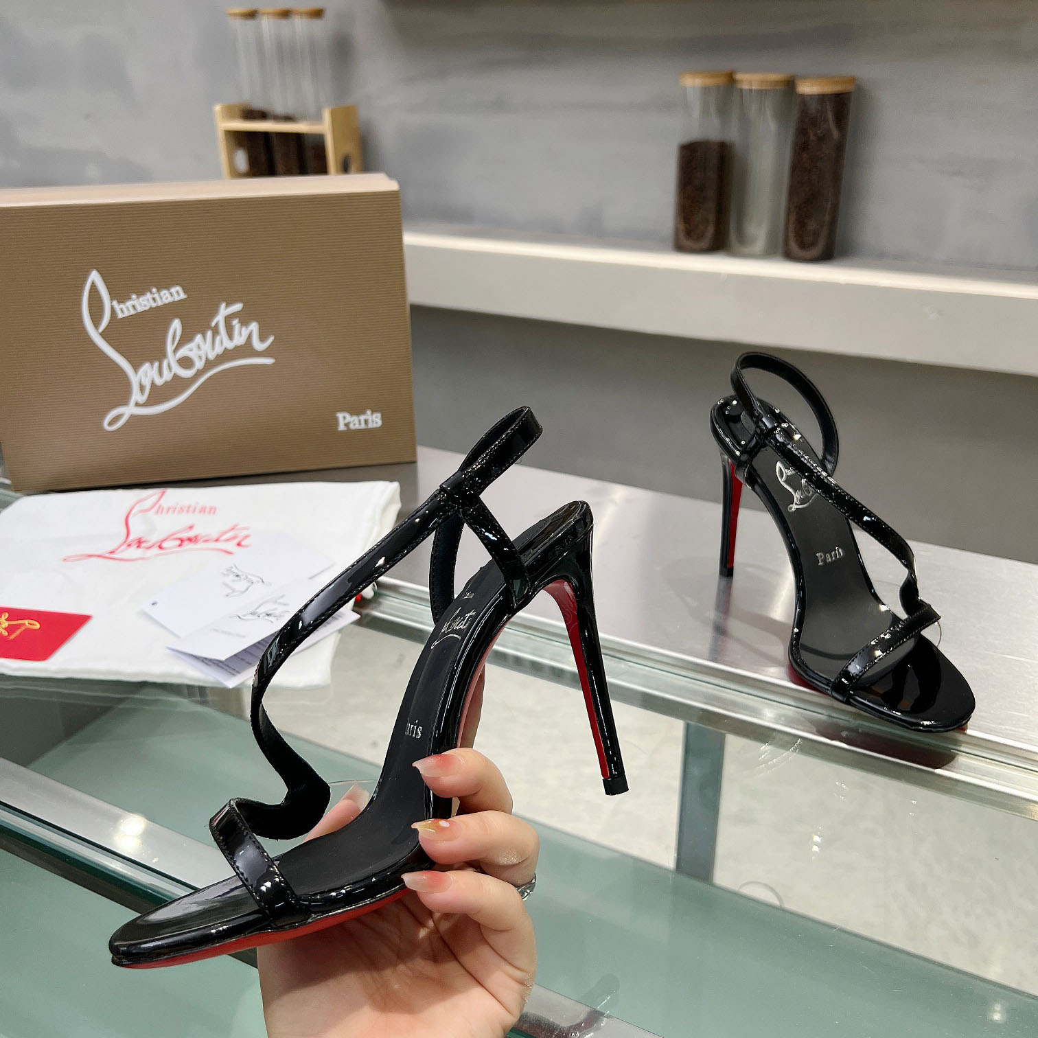 Christian Louboutin Rosa Z  100 mm Sandals  Patent Calf Leather - Black  - DesignerGu