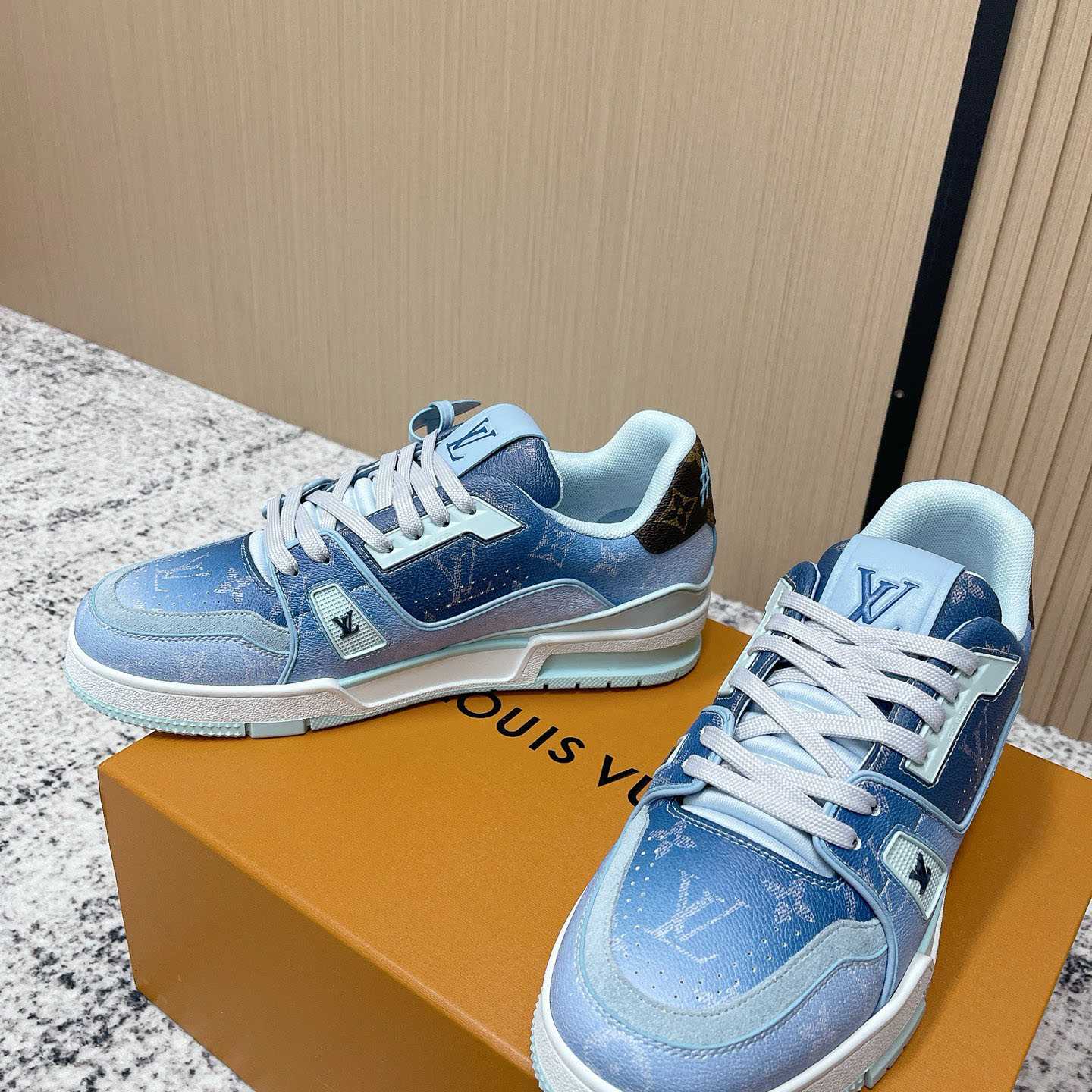 Louis Vuitton LV Trainer Sneaker  1AJTQO（upon uk size） - DesignerGu