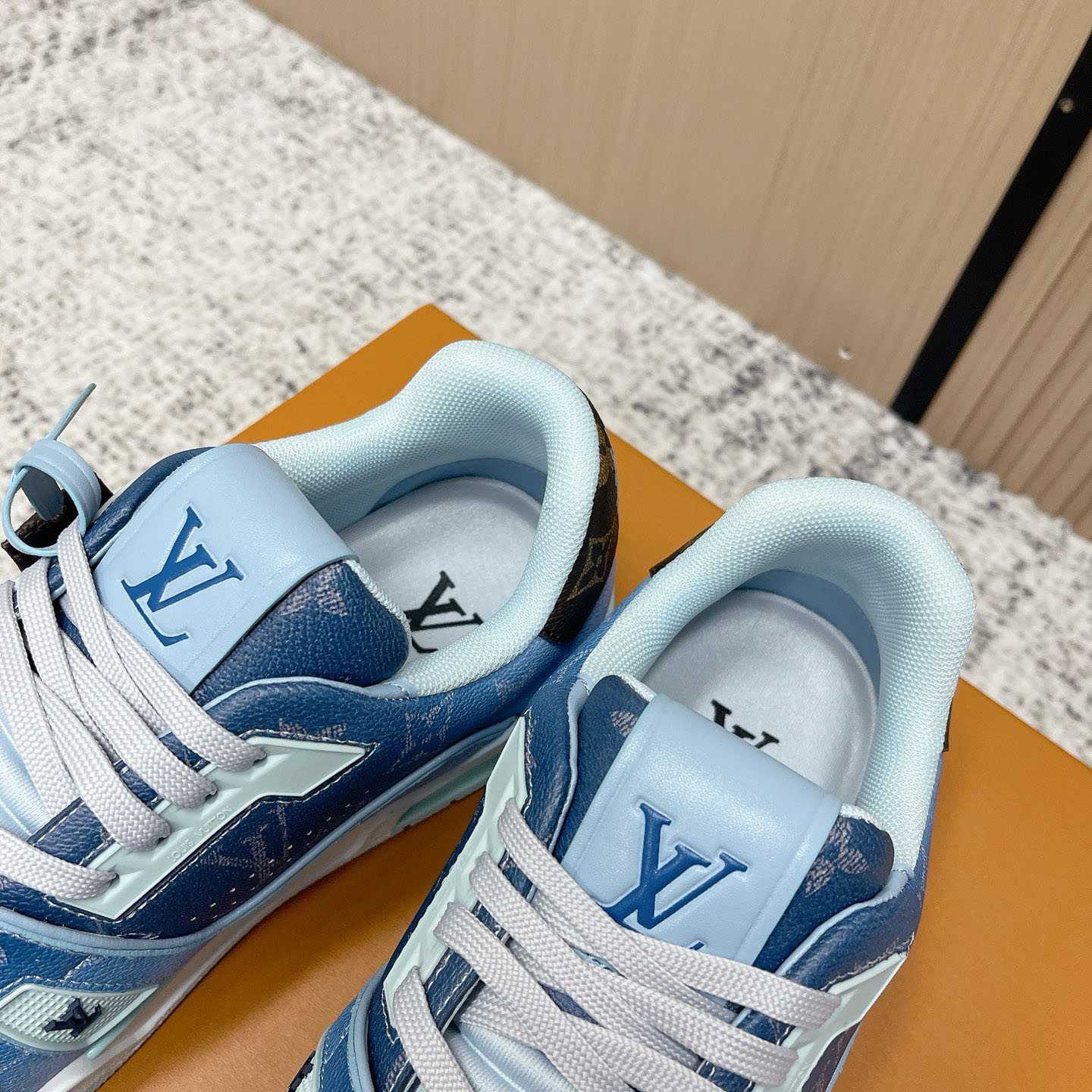 Louis Vuitton LV Trainer Sneaker  1AJTQO（upon uk size） - DesignerGu