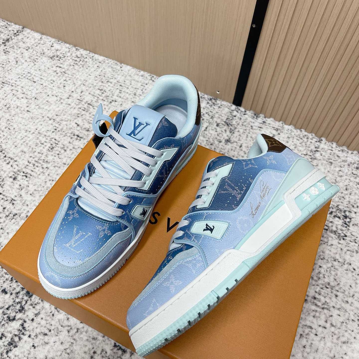 Louis Vuitton LV Trainer Sneaker  1AJTQO（upon uk size） - DesignerGu
