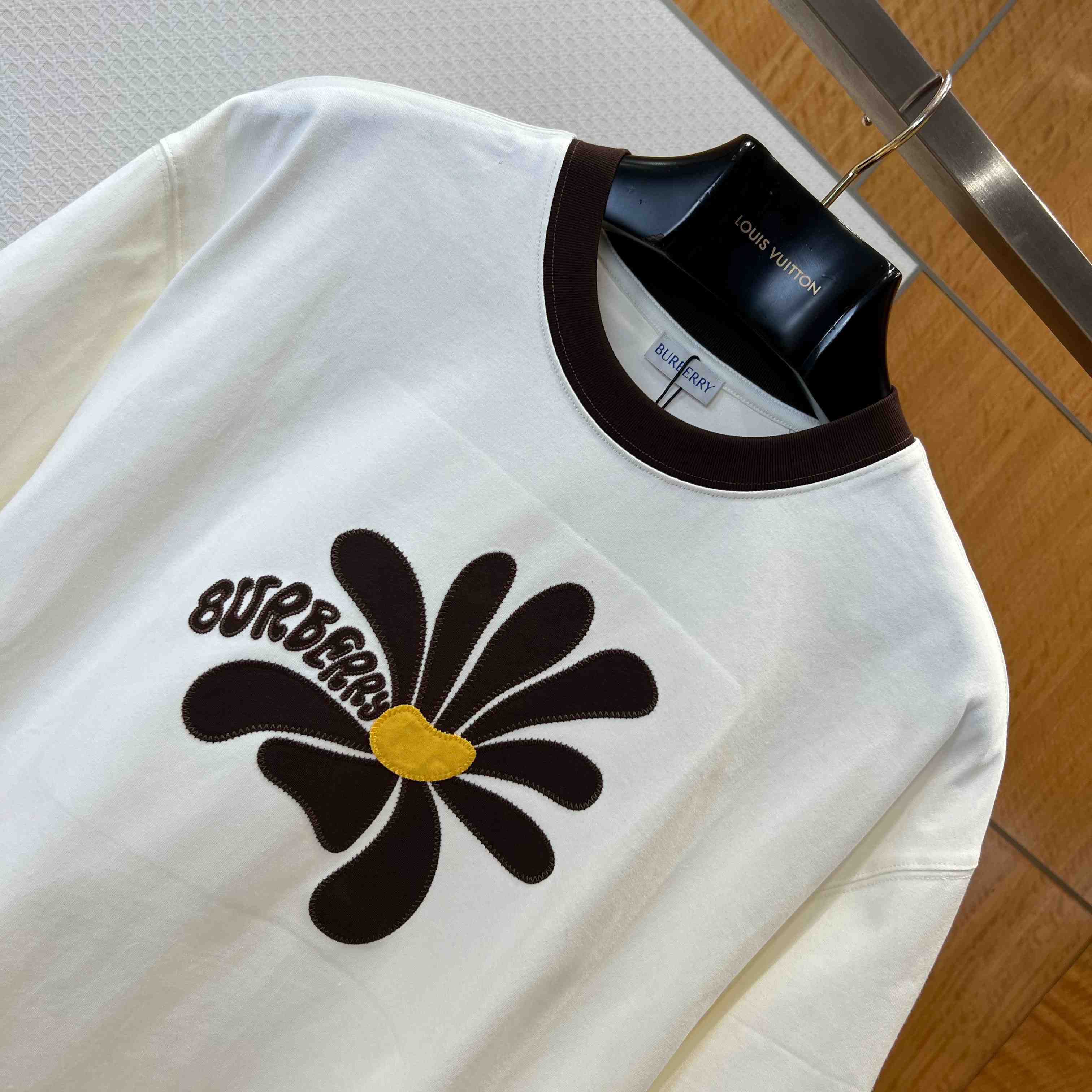 Burberry Daisy Cotton T-shirt - DesignerGu